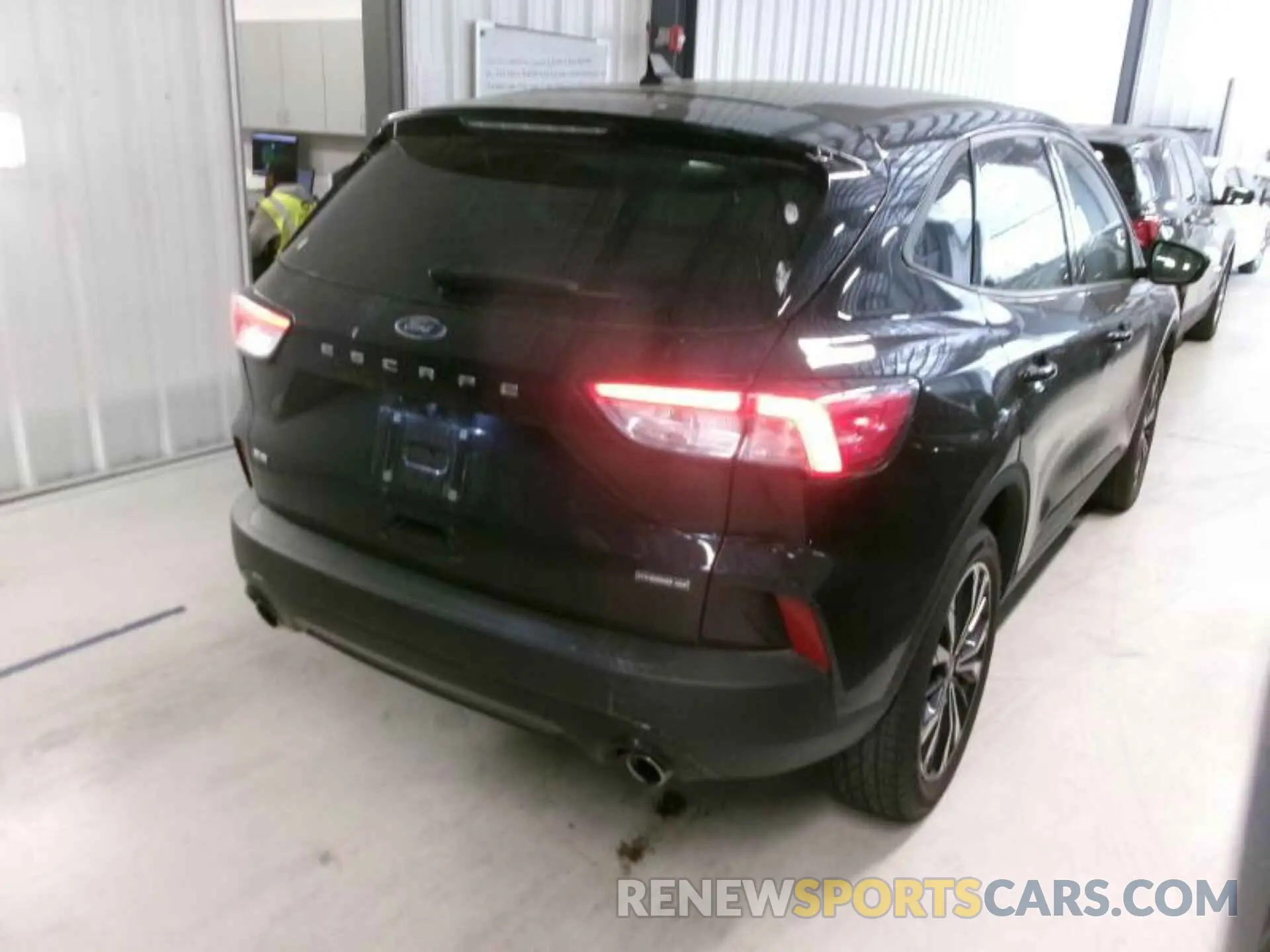 10 Photograph of a damaged car 1FMCU9BZXMUA20414 FORD ESCAPE 2021
