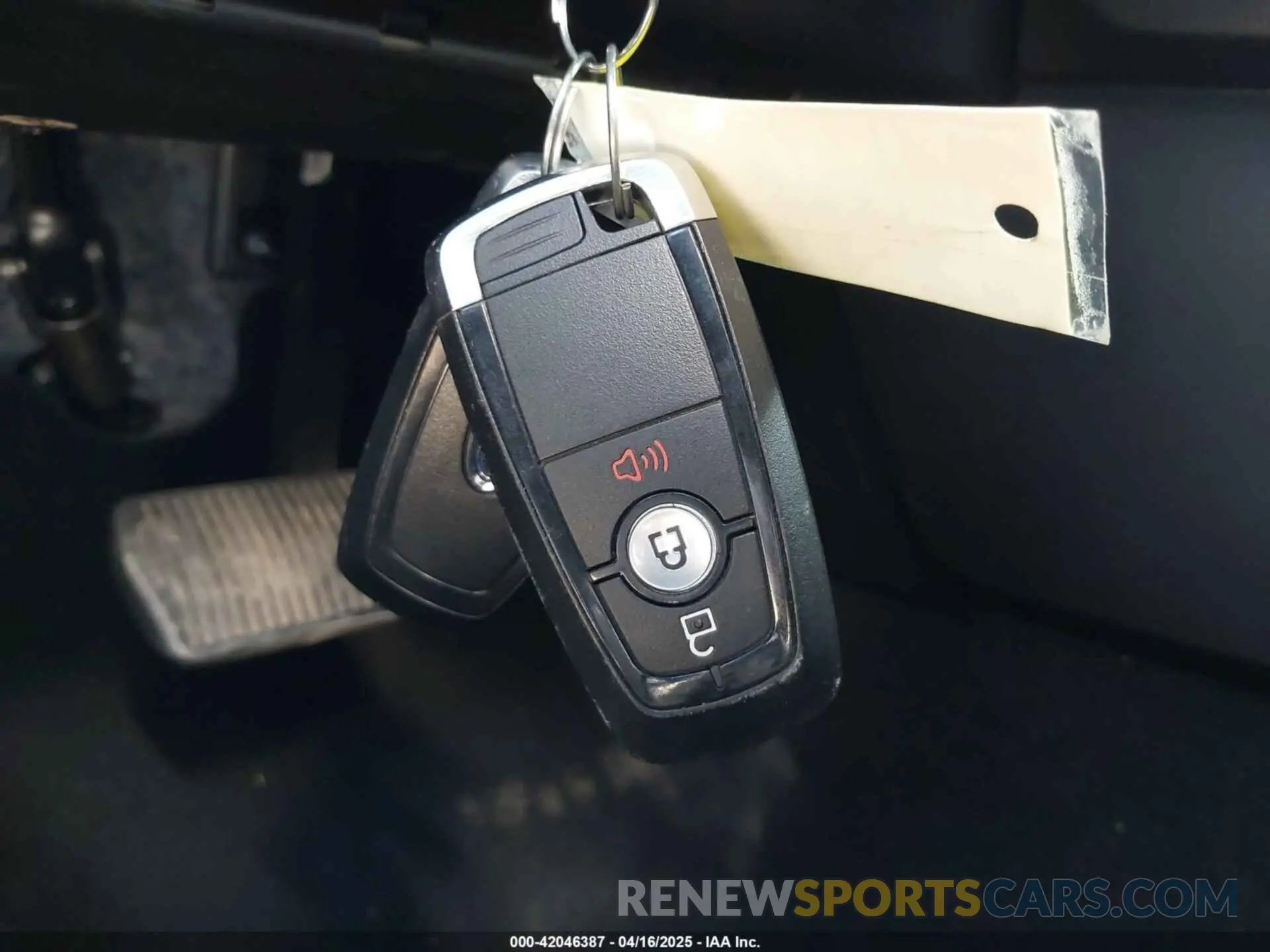 11 Photograph of a damaged car 1FMCU9BZXMUB25986 FORD ESCAPE 2021