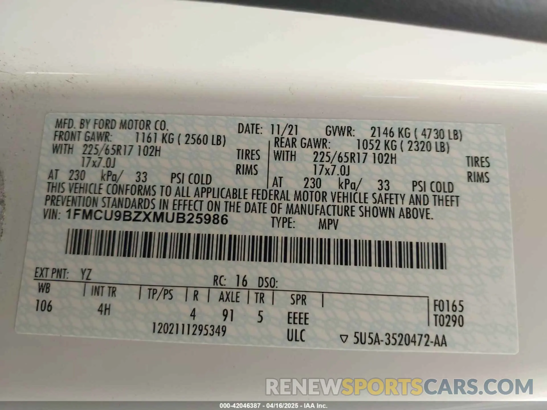 9 Photograph of a damaged car 1FMCU9BZXMUB25986 FORD ESCAPE 2021