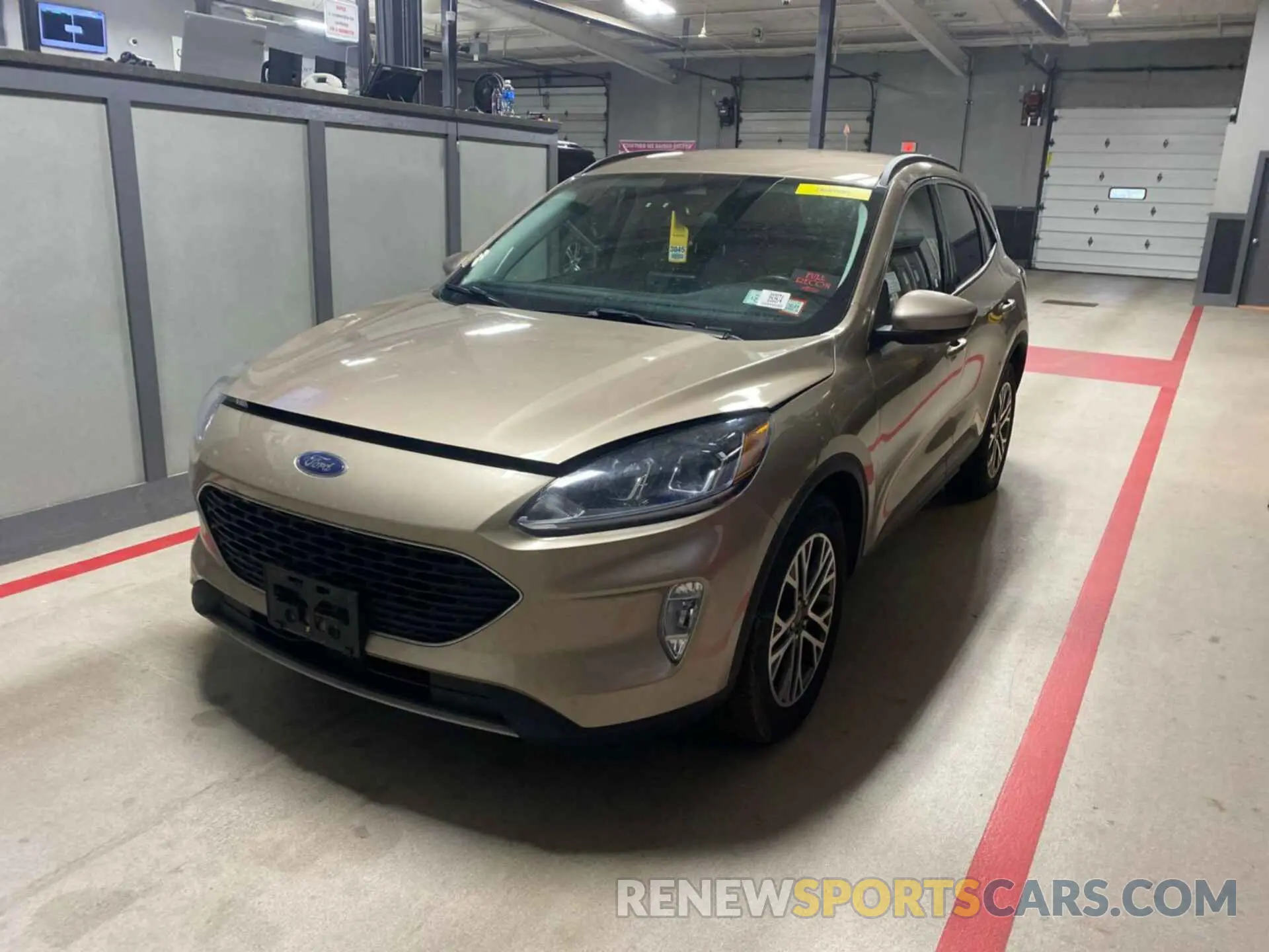 3 Photograph of a damaged car 1FMCU9CZ2MUB25883 FORD ESCAPE 2021