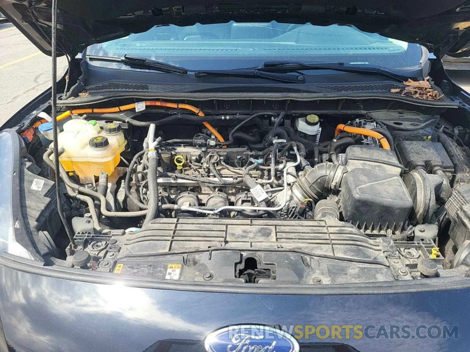 29 Photograph of a damaged car 1FMCU9CZ4MUA42441 FORD ESCAPE 2021