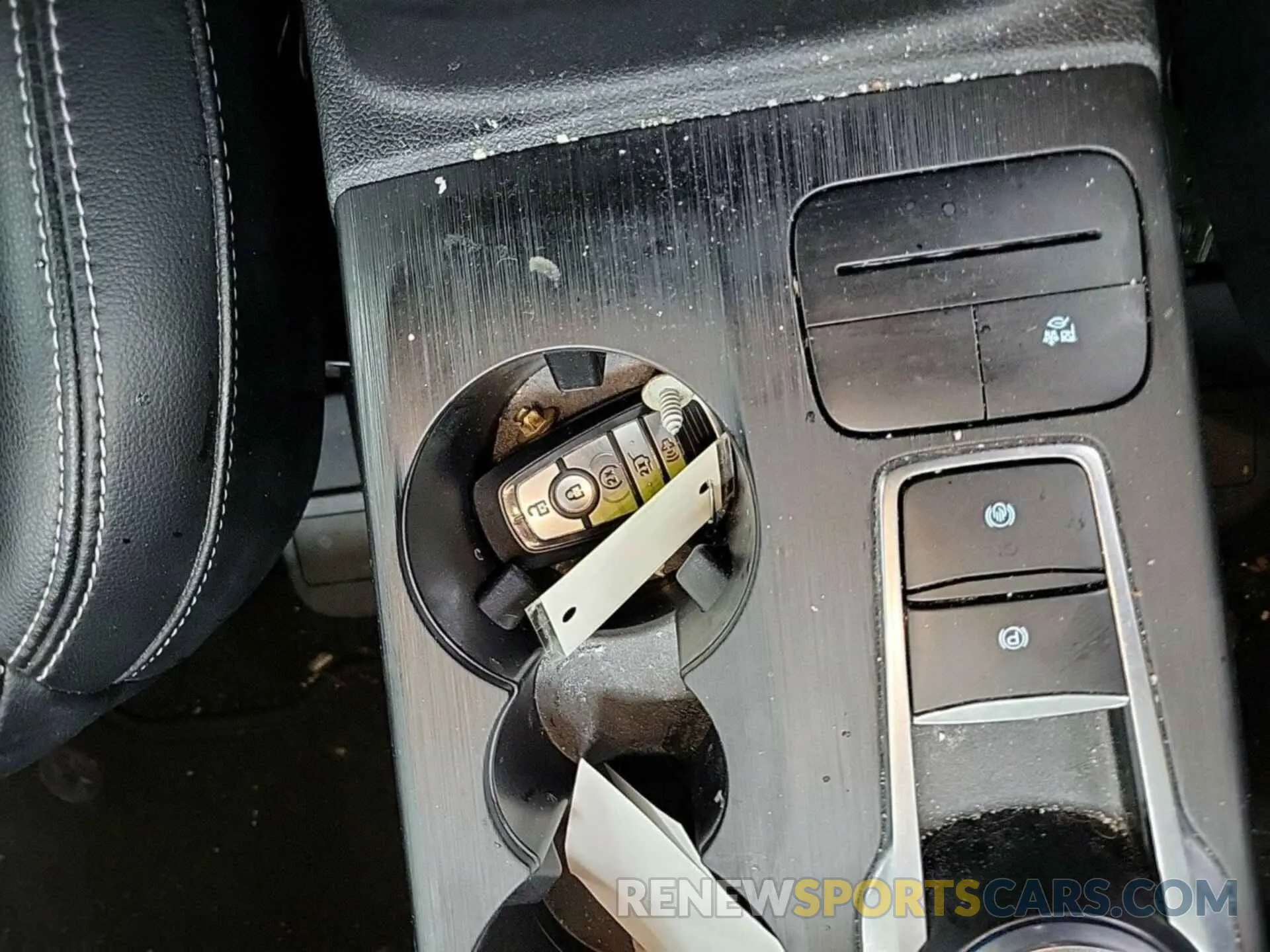 13 Photograph of a damaged car 1FMCU9CZ4MUA54301 FORD ESCAPE 2021
