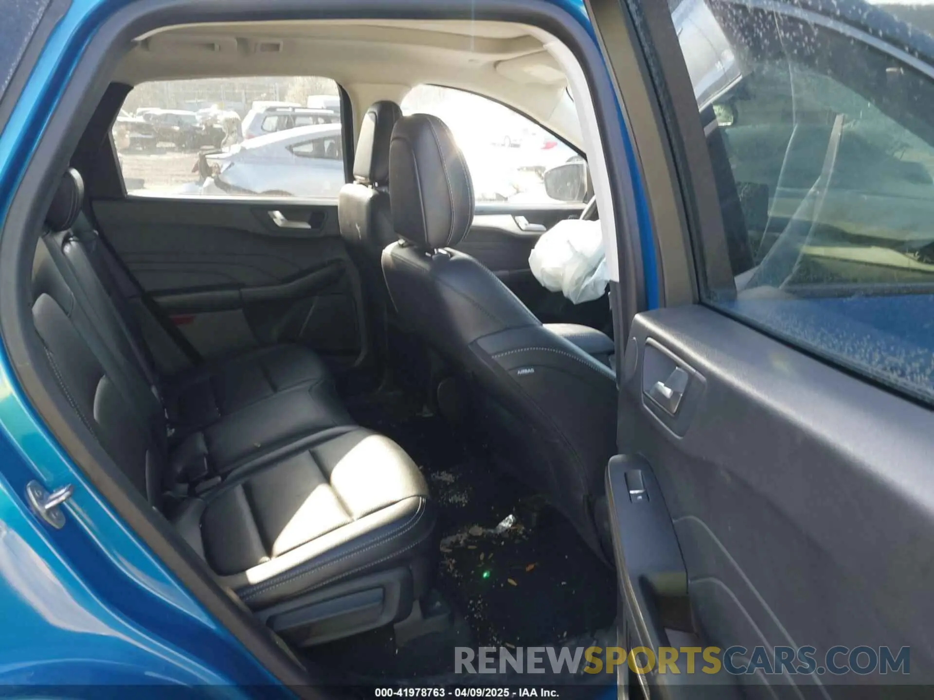 8 Photograph of a damaged car 1FMCU9CZ7MUA20319 FORD ESCAPE 2021