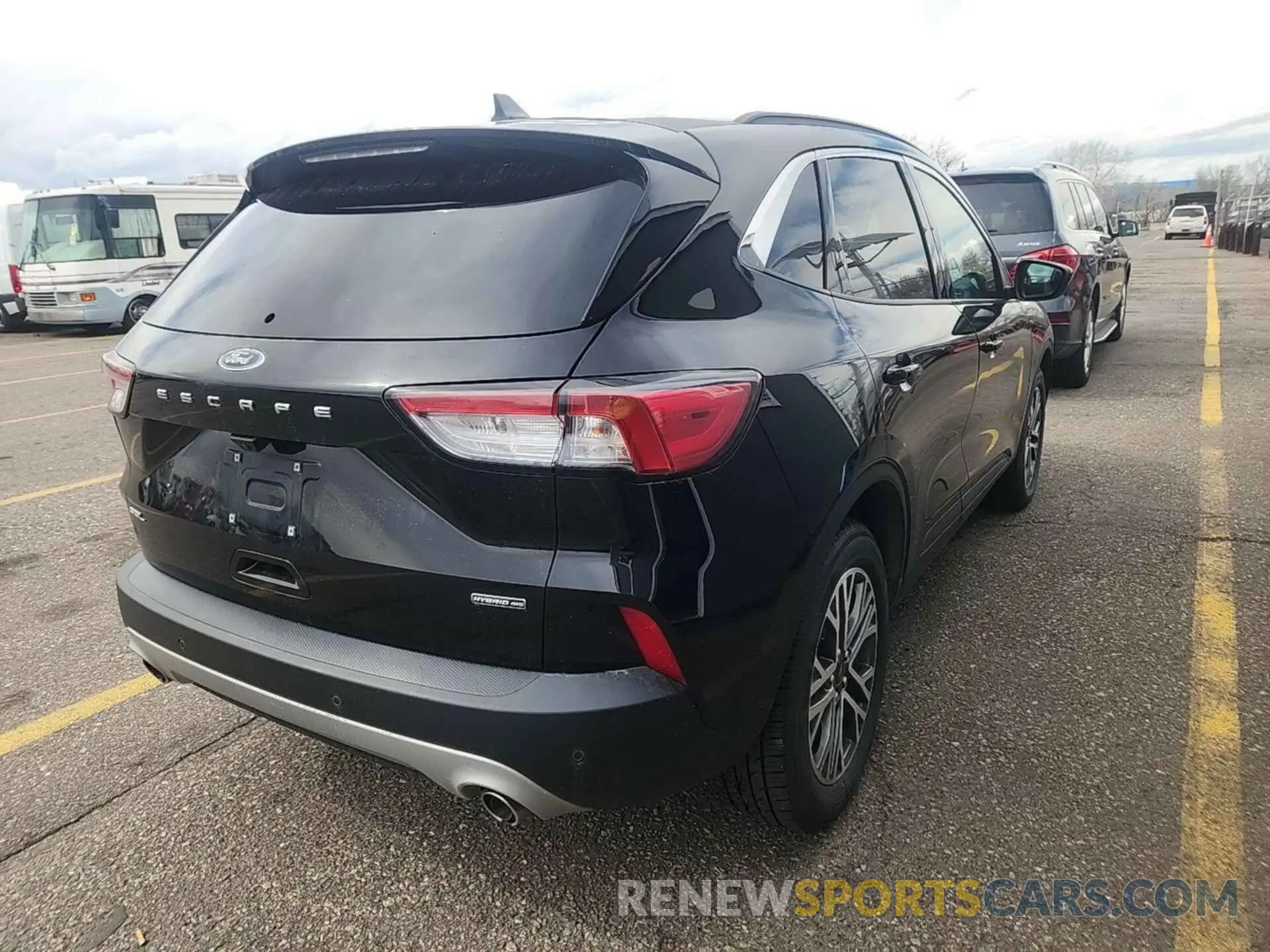 14 Photograph of a damaged car 1FMCU9CZ9MUB25878 FORD ESCAPE 2021