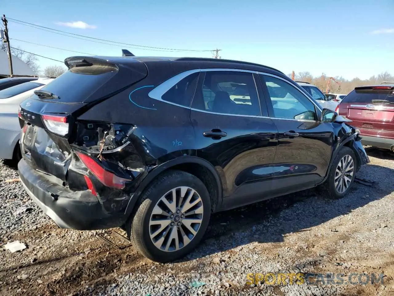 3 Photograph of a damaged car 1FMCU9DZ3MUA56331 FORD ESCAPE 2021