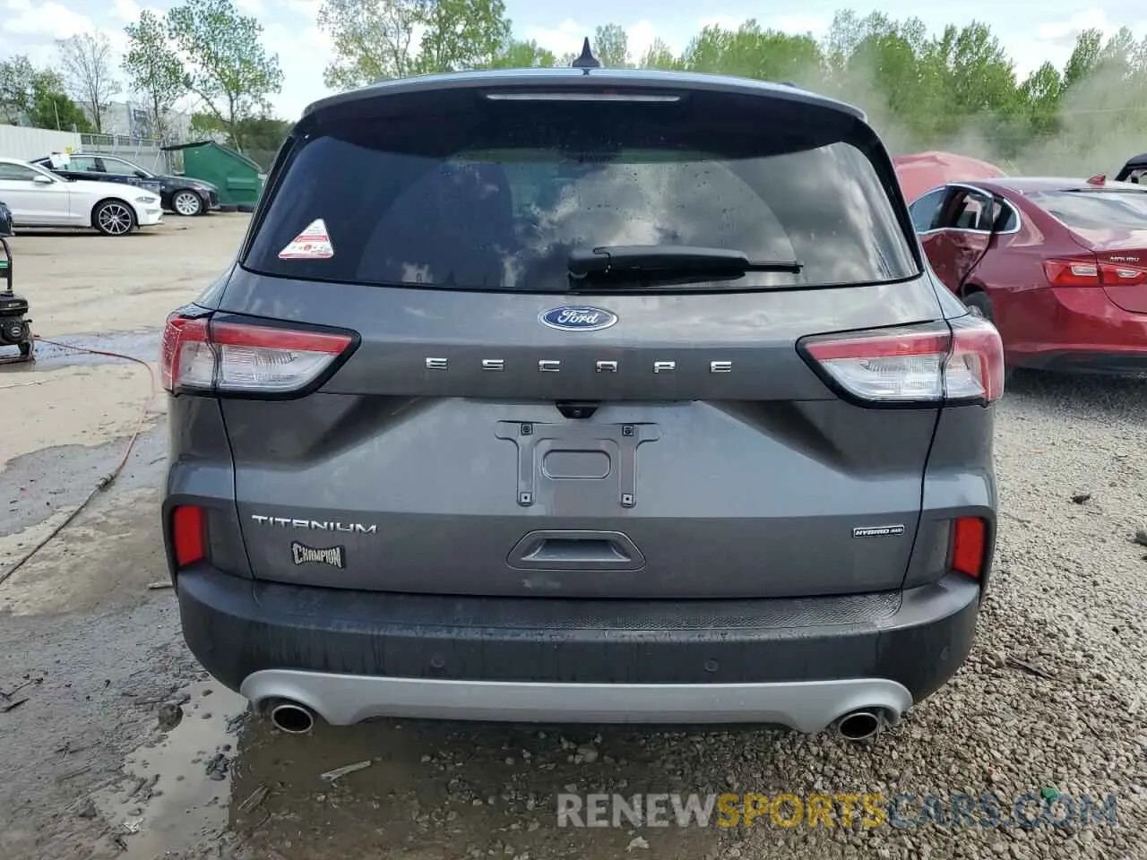 6 Photograph of a damaged car 1FMCU9DZ4MUA56645 FORD ESCAPE 2021