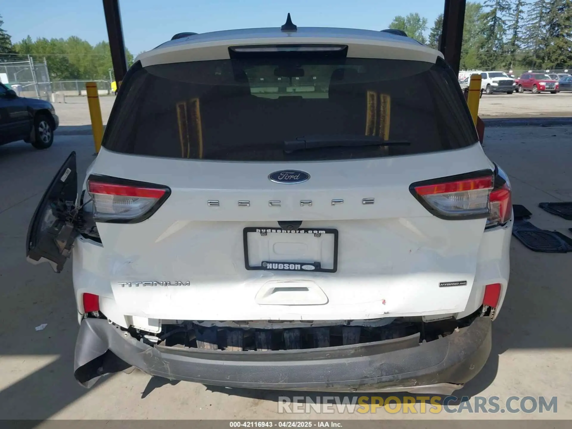 6 Photograph of a damaged car 1FMCU9DZ5MUA27459 FORD ESCAPE 2021