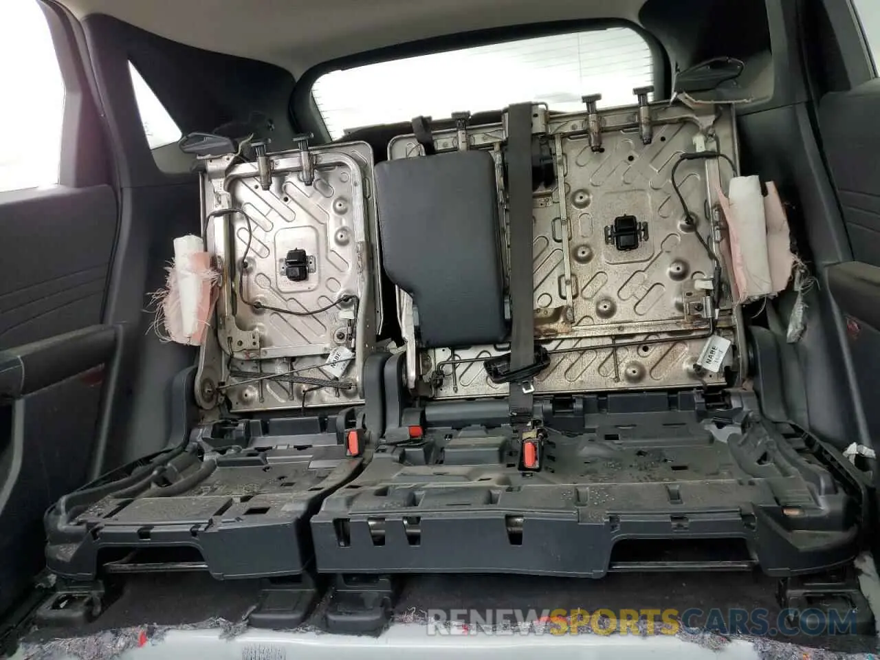 10 Photograph of a damaged car 1FMCU9DZ6MUB25495 FORD ESCAPE 2021