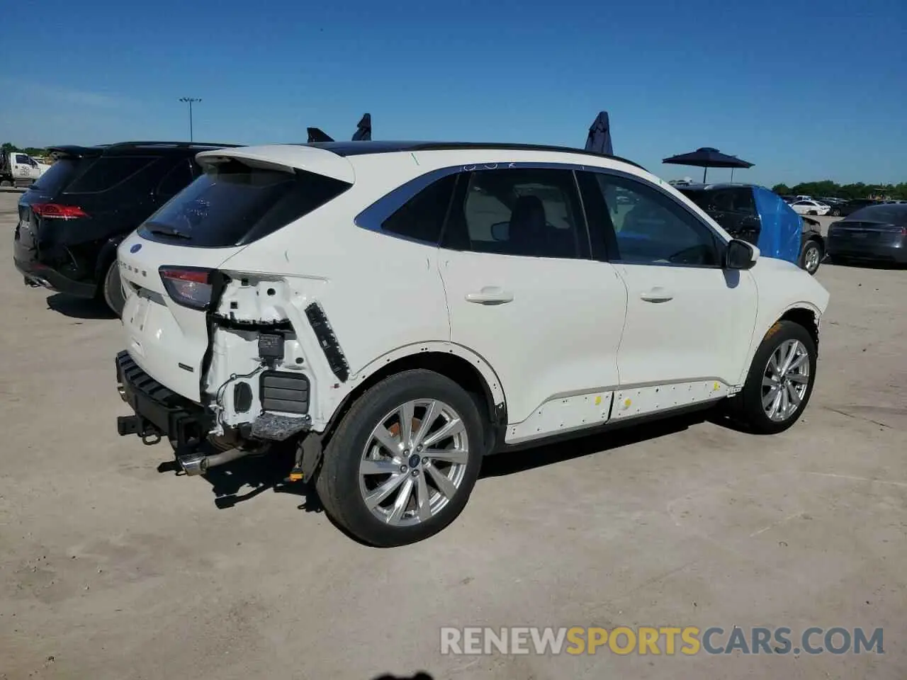 3 Photograph of a damaged car 1FMCU9DZ9MUA02709 FORD ESCAPE 2021
