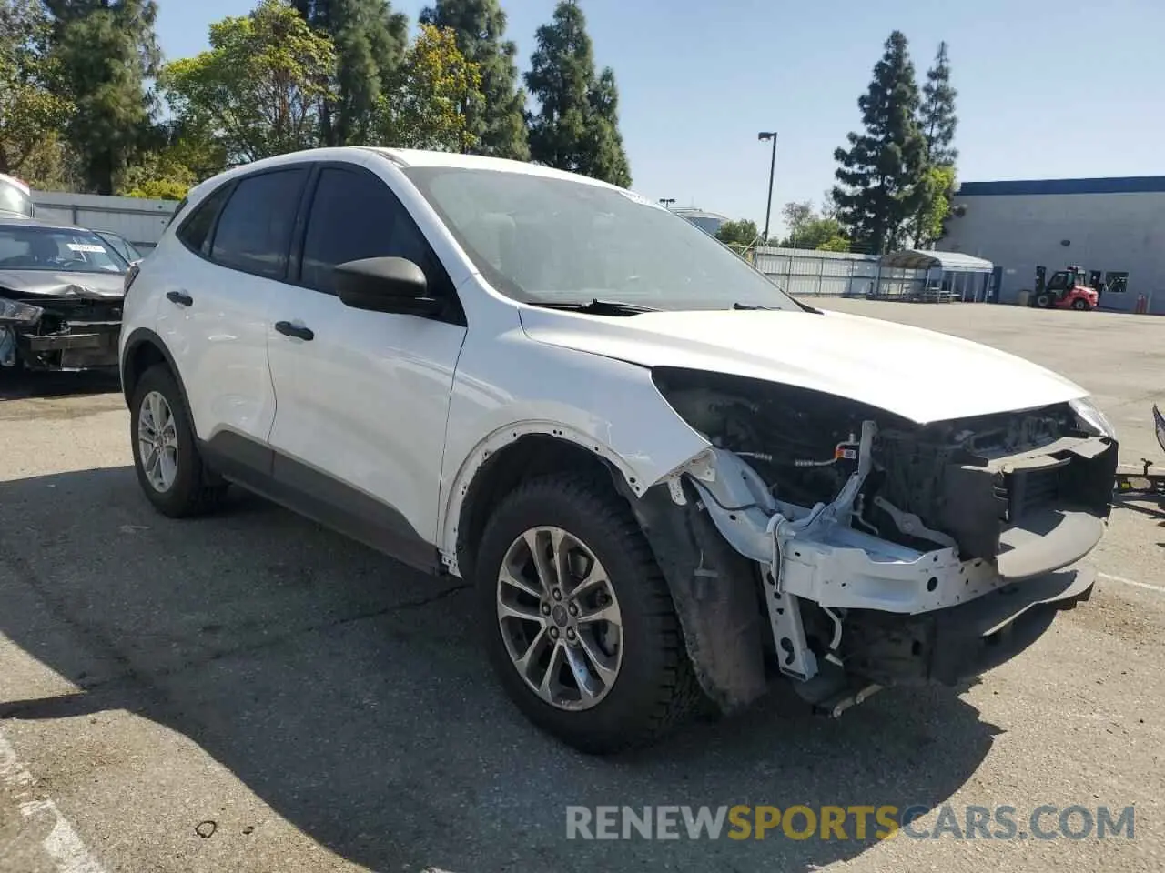 4 Photograph of a damaged car 1FMCU9F67MUA90792 FORD ESCAPE 2021