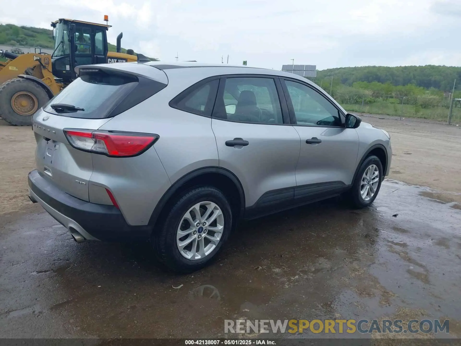 4 Photograph of a damaged car 1FMCU9F67MUB13567 FORD ESCAPE 2021
