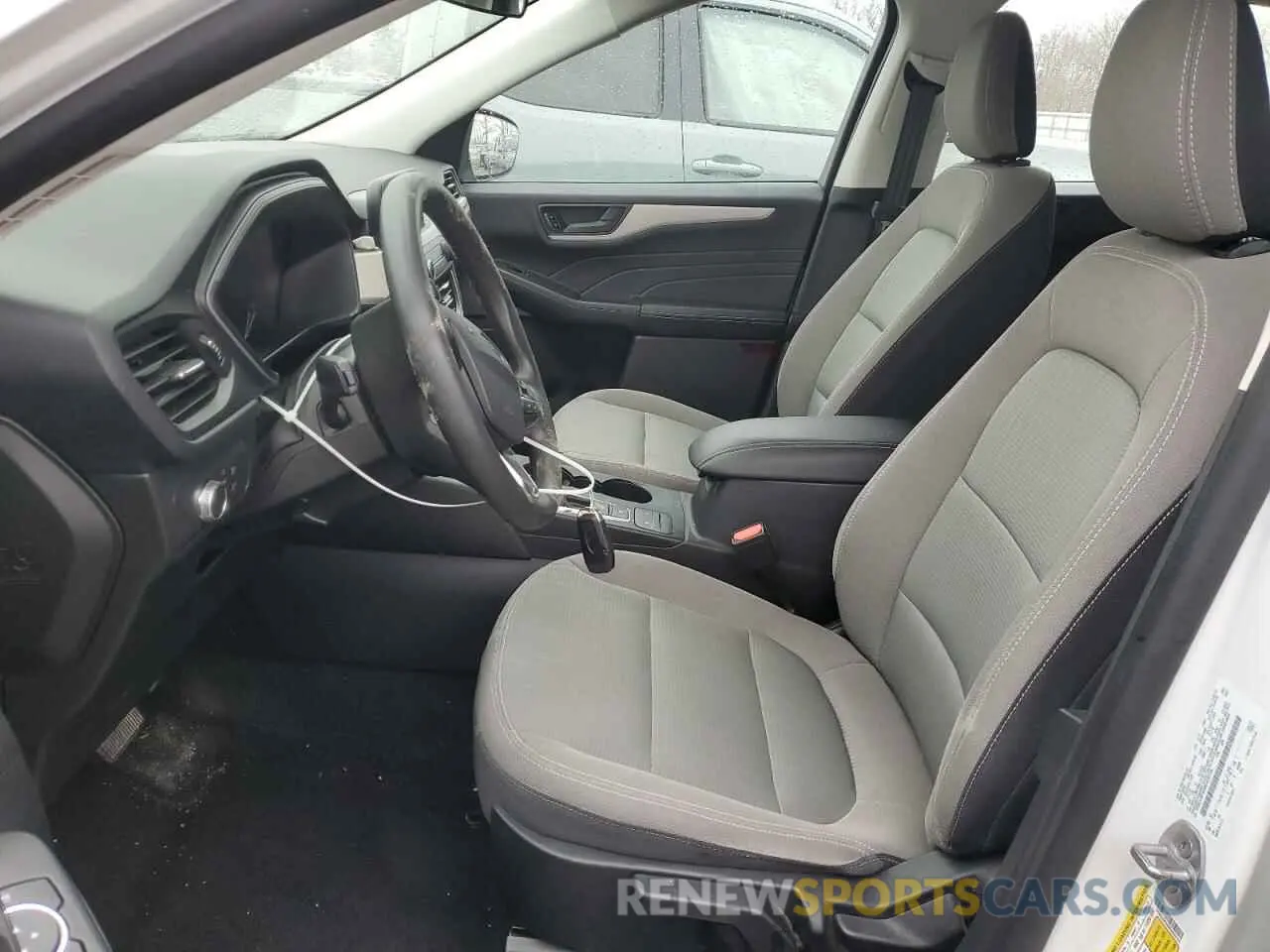 7 Photograph of a damaged car 1FMCU9F68MUA50124 FORD ESCAPE 2021