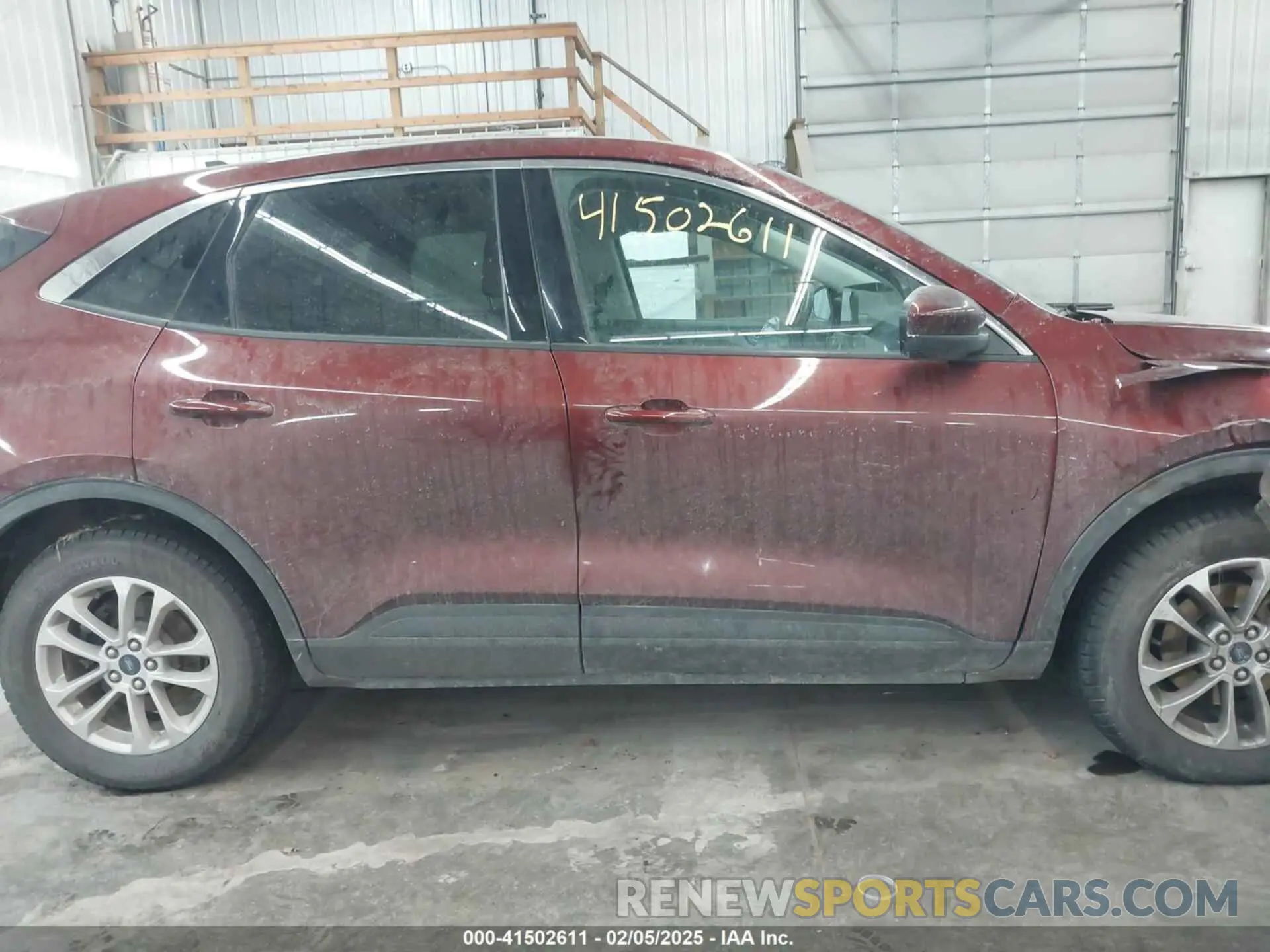 14 Photograph of a damaged car 1FMCU9G60MUA02969 FORD ESCAPE 2021