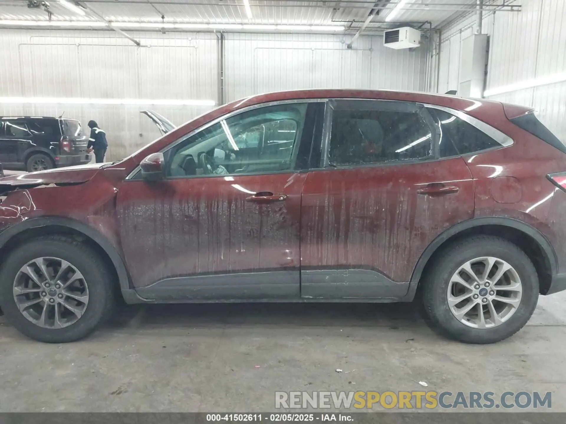 15 Photograph of a damaged car 1FMCU9G60MUA02969 FORD ESCAPE 2021
