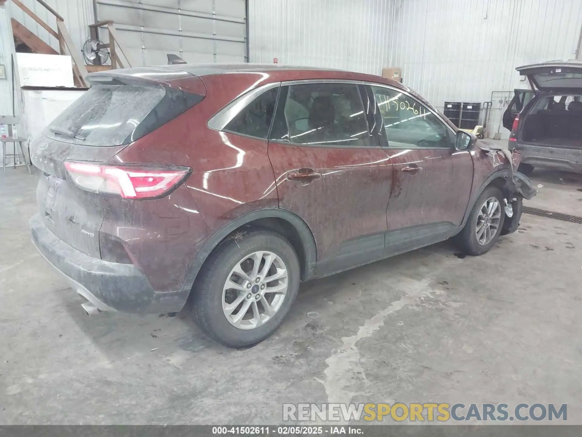 4 Photograph of a damaged car 1FMCU9G60MUA02969 FORD ESCAPE 2021