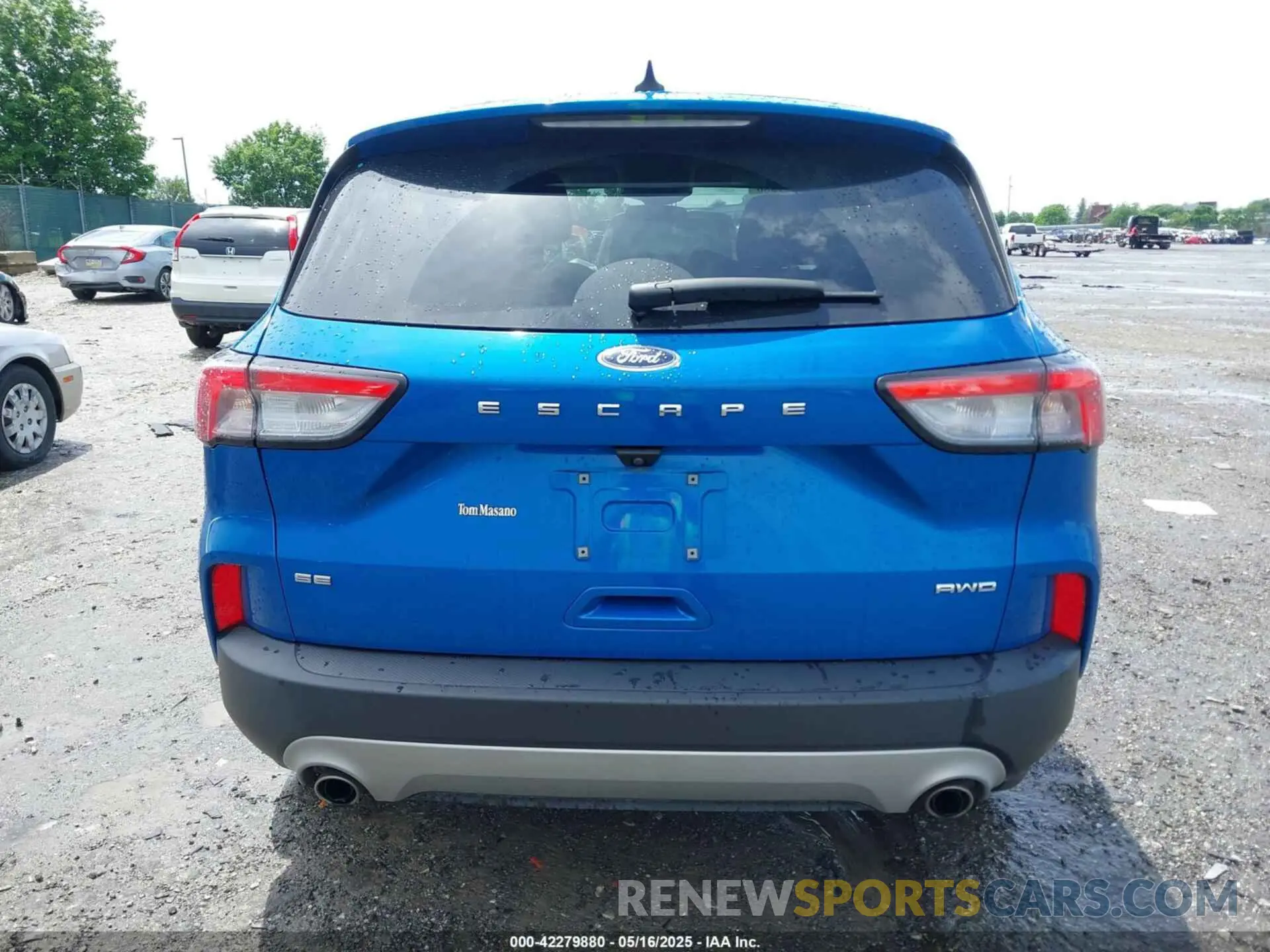 15 Photograph of a damaged car 1FMCU9G60MUB30337 FORD ESCAPE 2021