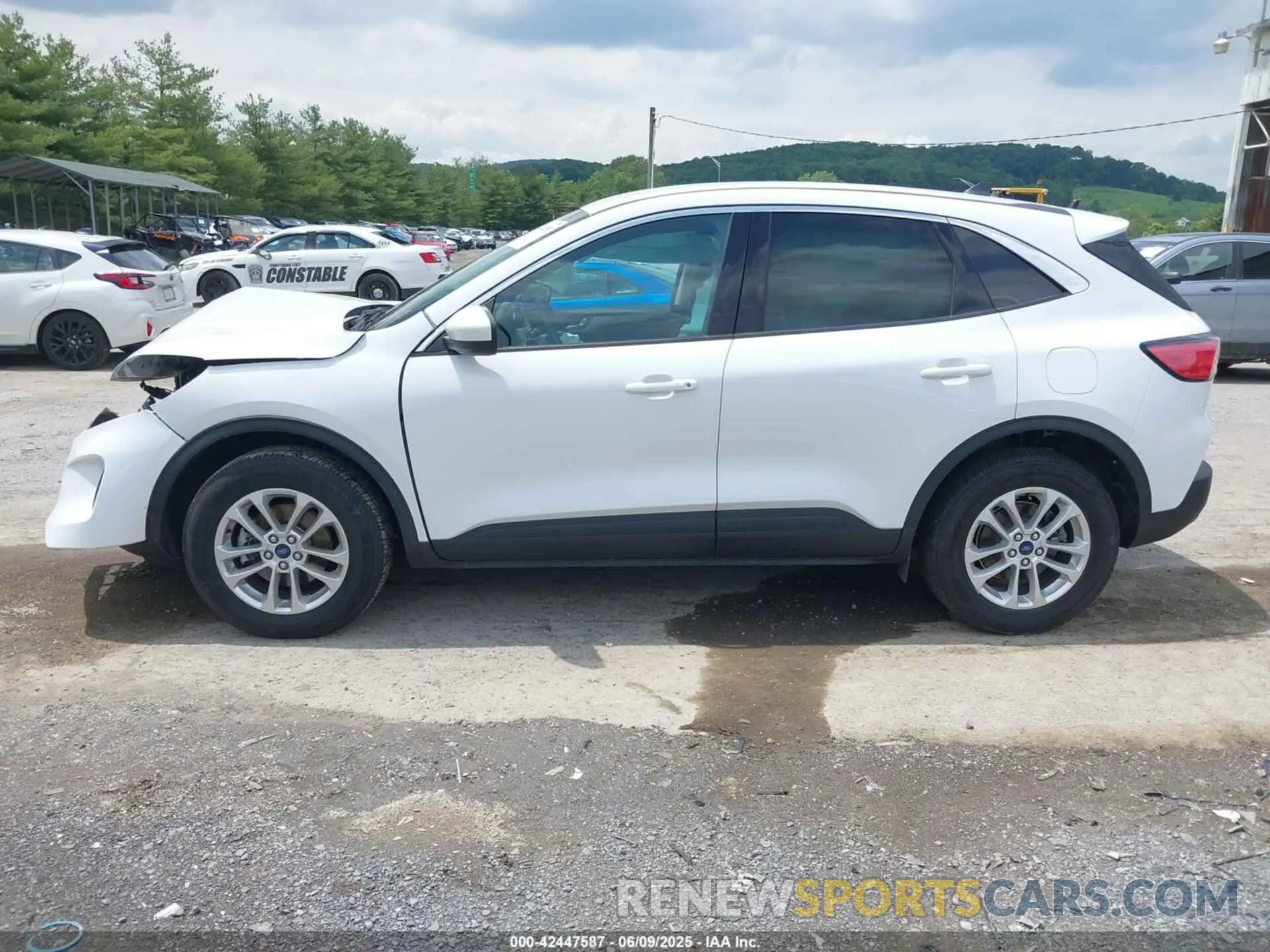 15 Photograph of a damaged car 1FMCU9G61MUA30151 FORD ESCAPE 2021