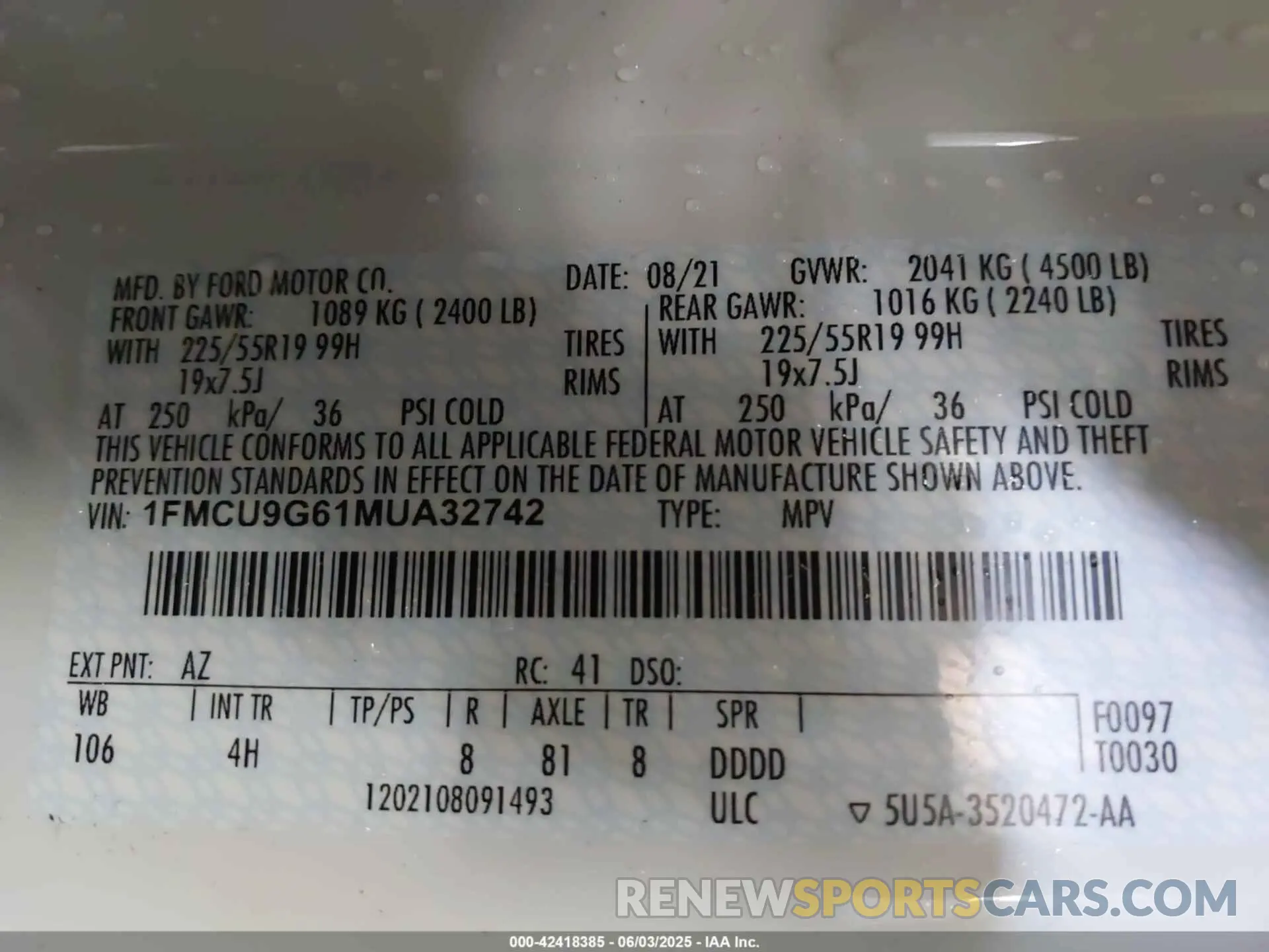 9 Photograph of a damaged car 1FMCU9G61MUA32742 FORD ESCAPE 2021