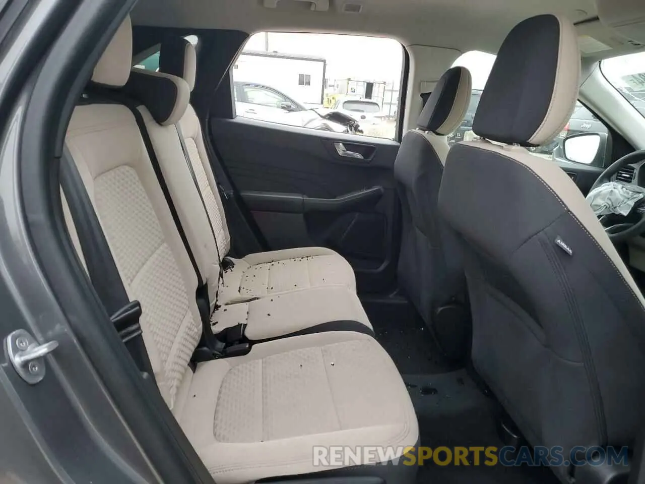 11 Photograph of a damaged car 1FMCU9G61MUA39819 FORD ESCAPE 2021