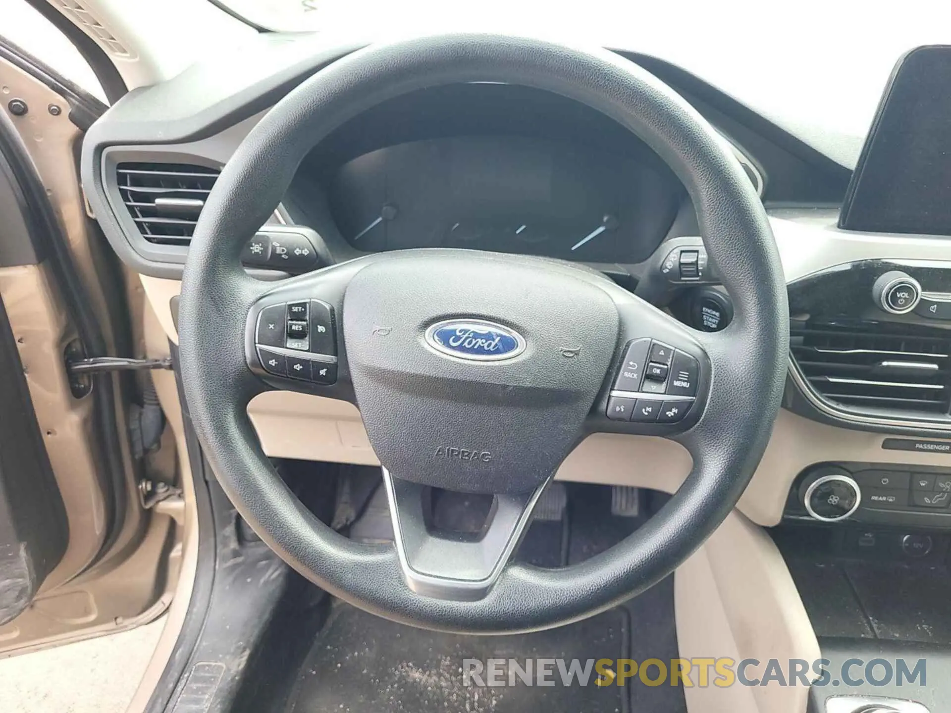 14 Photograph of a damaged car 1FMCU9G61MUA69077 FORD ESCAPE 2021