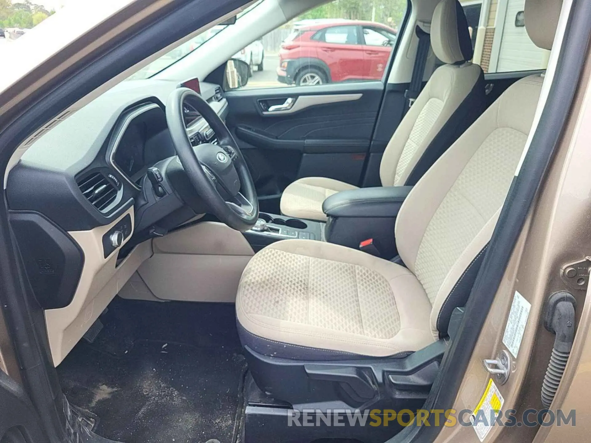 9 Photograph of a damaged car 1FMCU9G61MUA69077 FORD ESCAPE 2021