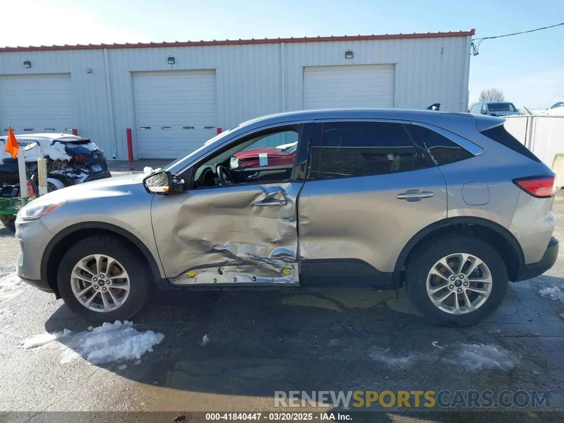 14 Photograph of a damaged car 1FMCU9G61MUB20836 FORD ESCAPE 2021