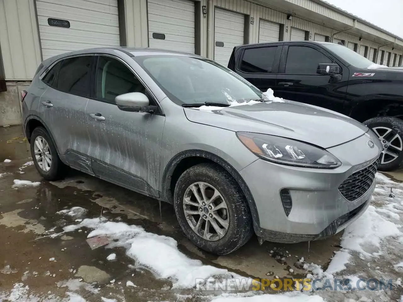 4 Photograph of a damaged car 1FMCU9G62MUA42633 FORD ESCAPE 2021