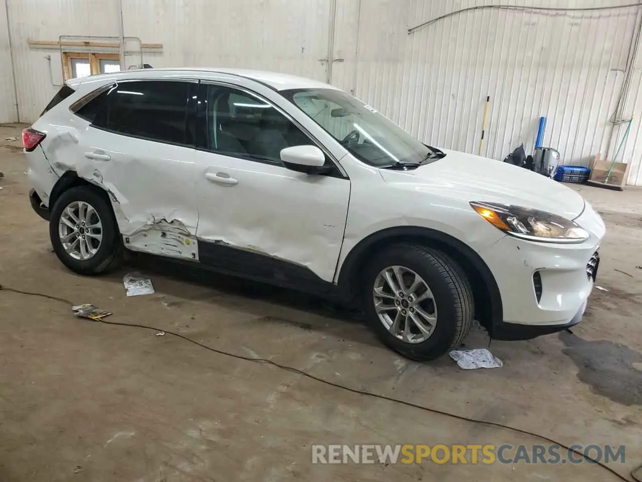 4 Photograph of a damaged car 1FMCU9G62MUA50568 FORD ESCAPE 2021