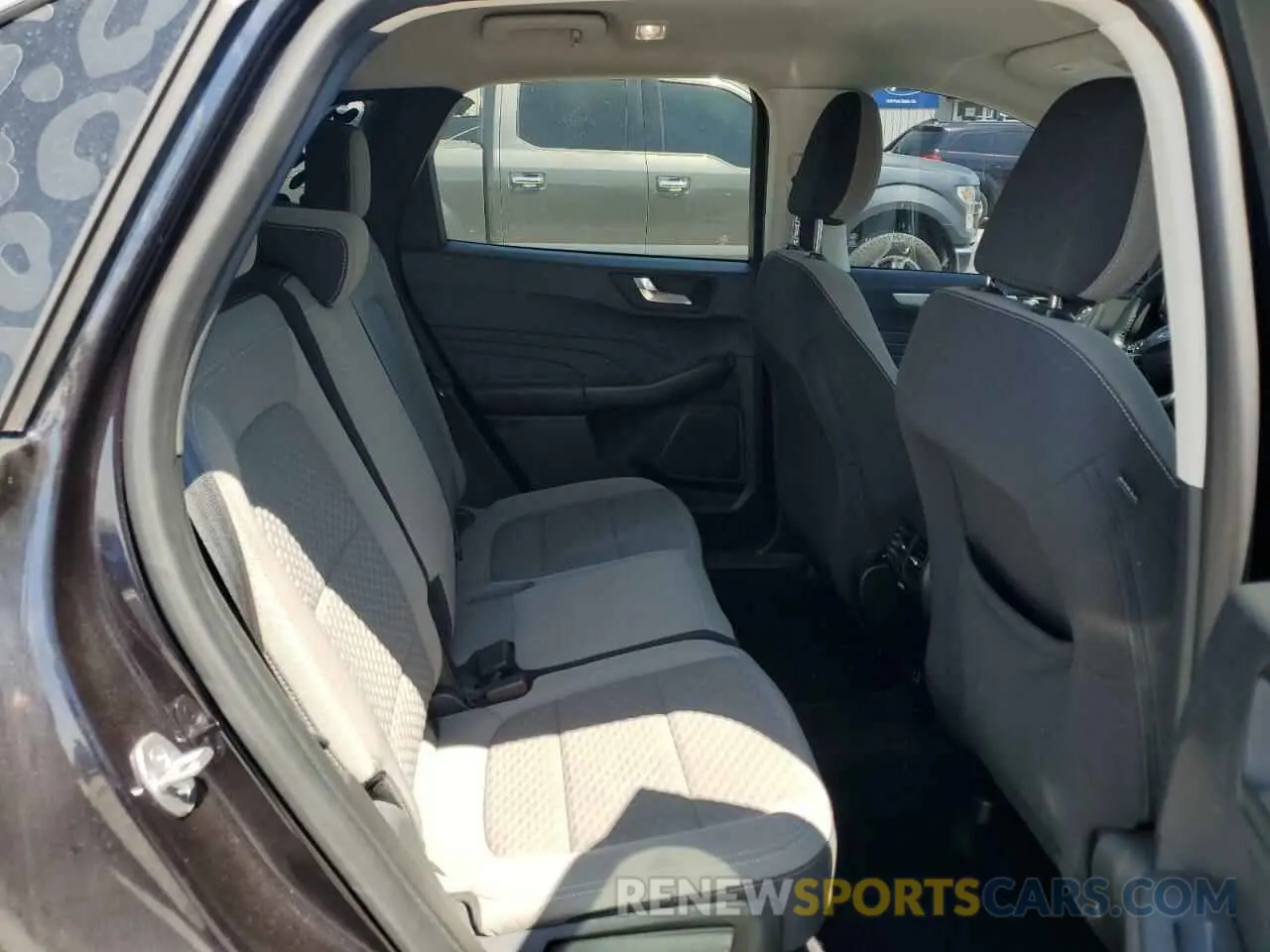 11 Photograph of a damaged car 1FMCU9G62MUA98569 FORD ESCAPE 2021