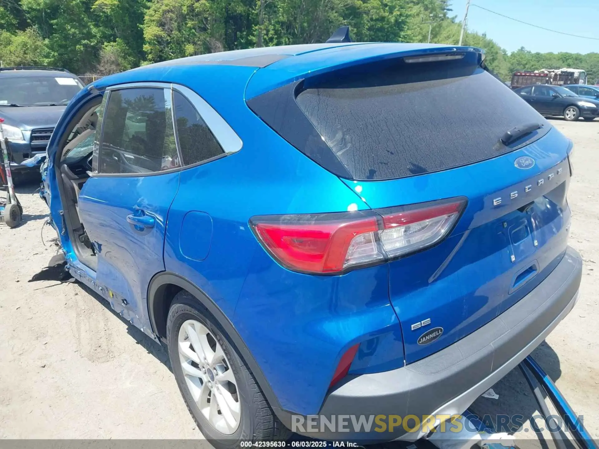 3 Photograph of a damaged car 1FMCU9G63MUA08992 FORD ESCAPE 2021
