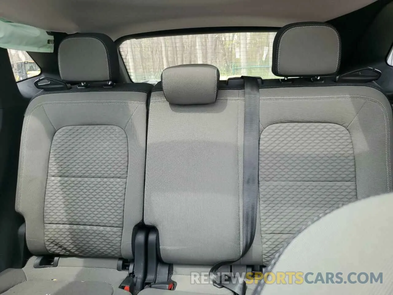 10 Photograph of a damaged car 1FMCU9G63MUA13237 FORD ESCAPE 2021