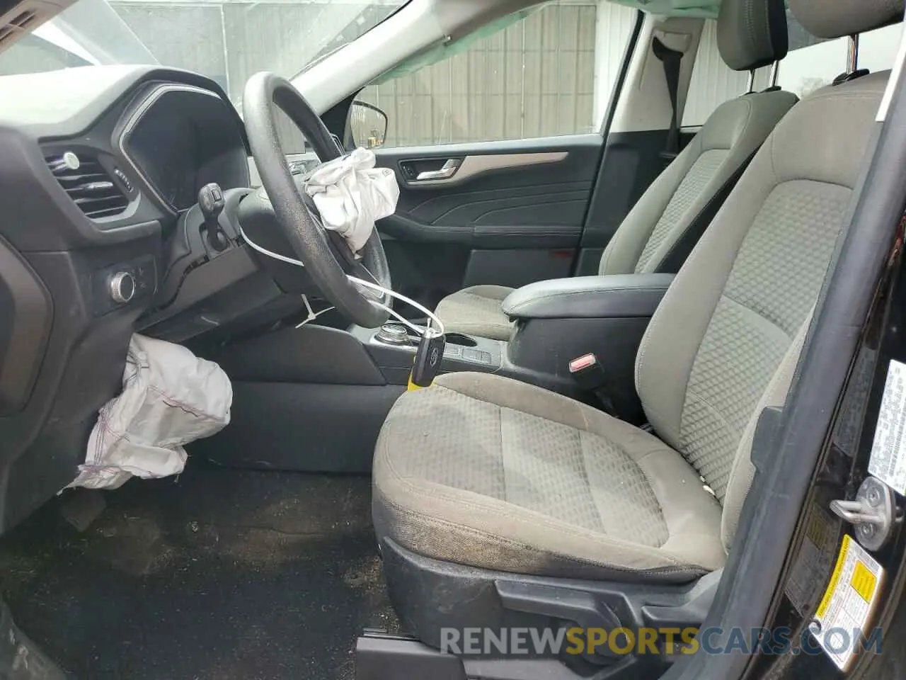 7 Photograph of a damaged car 1FMCU9G63MUA13237 FORD ESCAPE 2021
