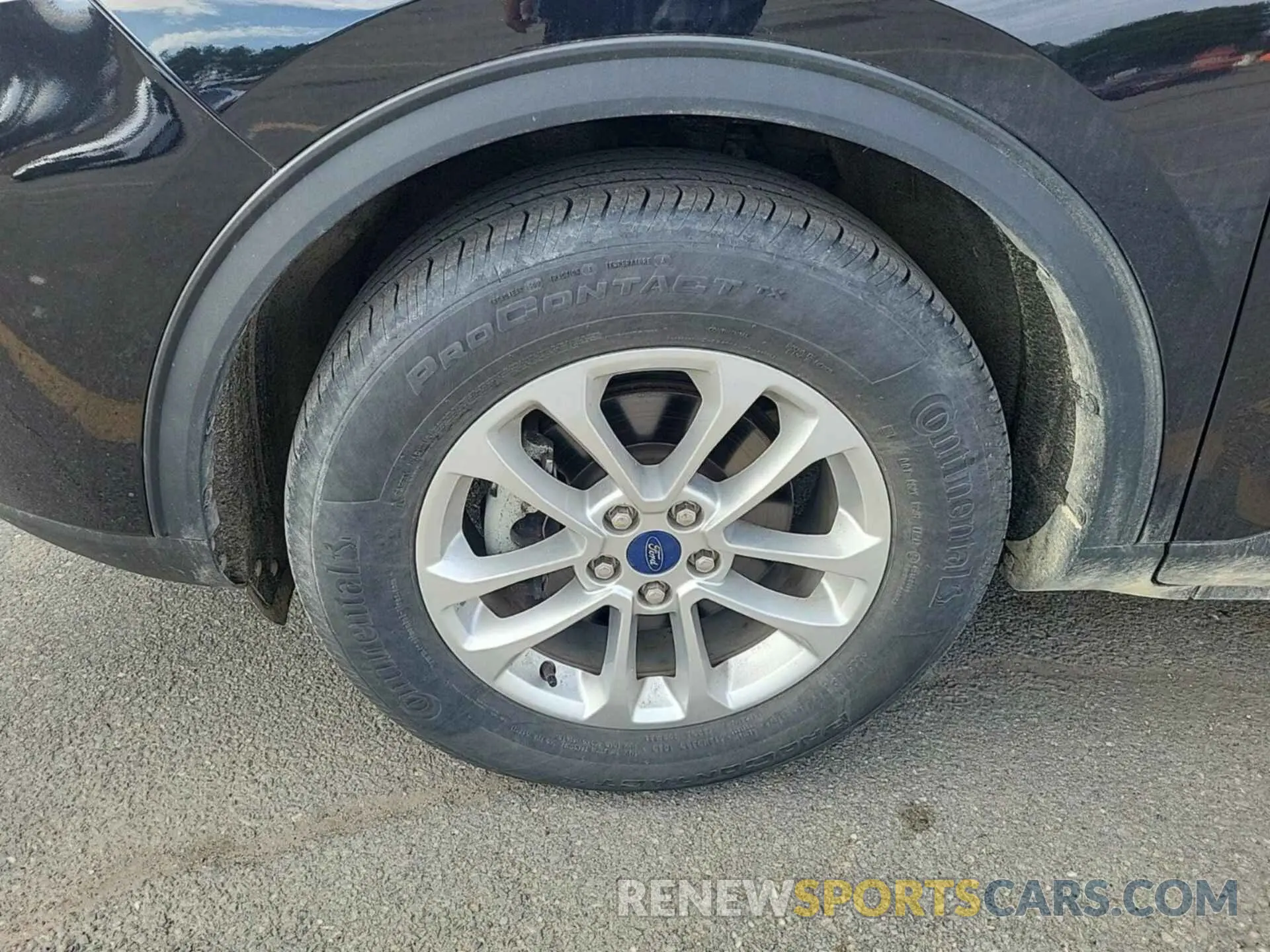 4 Photograph of a damaged car 1FMCU9G63MUA74393 FORD ESCAPE 2021