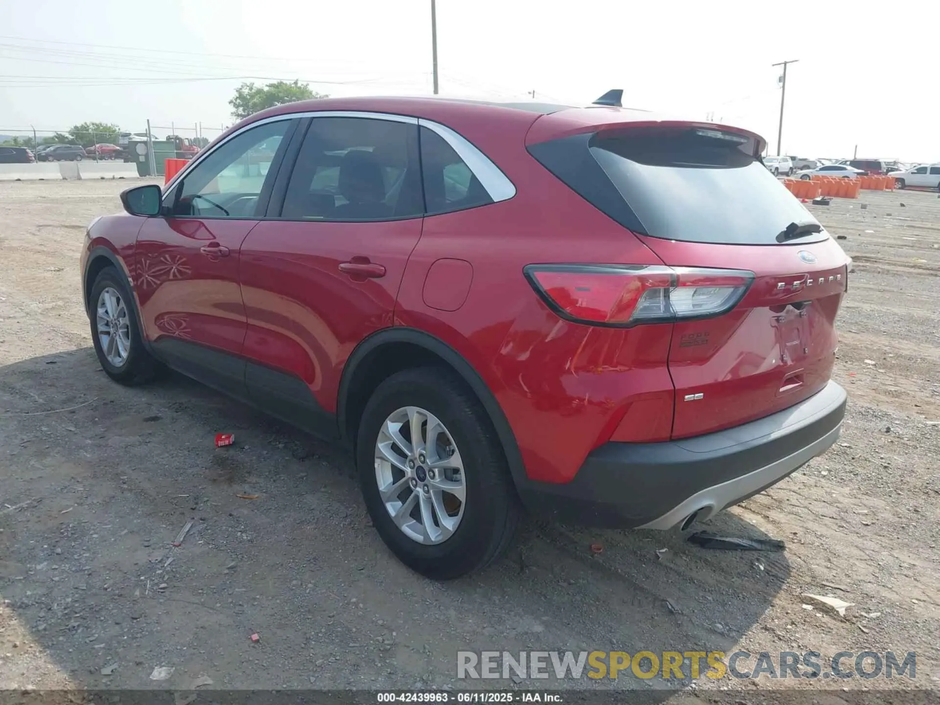 3 Photograph of a damaged car 1FMCU9G63MUA92215 FORD ESCAPE 2021