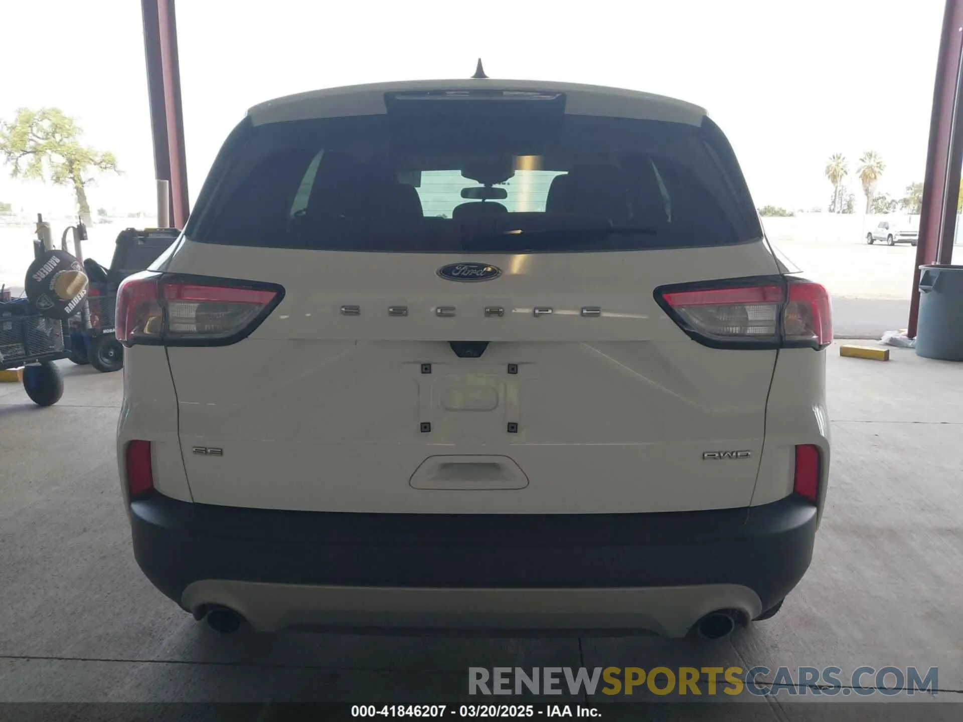 16 Photograph of a damaged car 1FMCU9G63MUB03522 FORD ESCAPE 2021