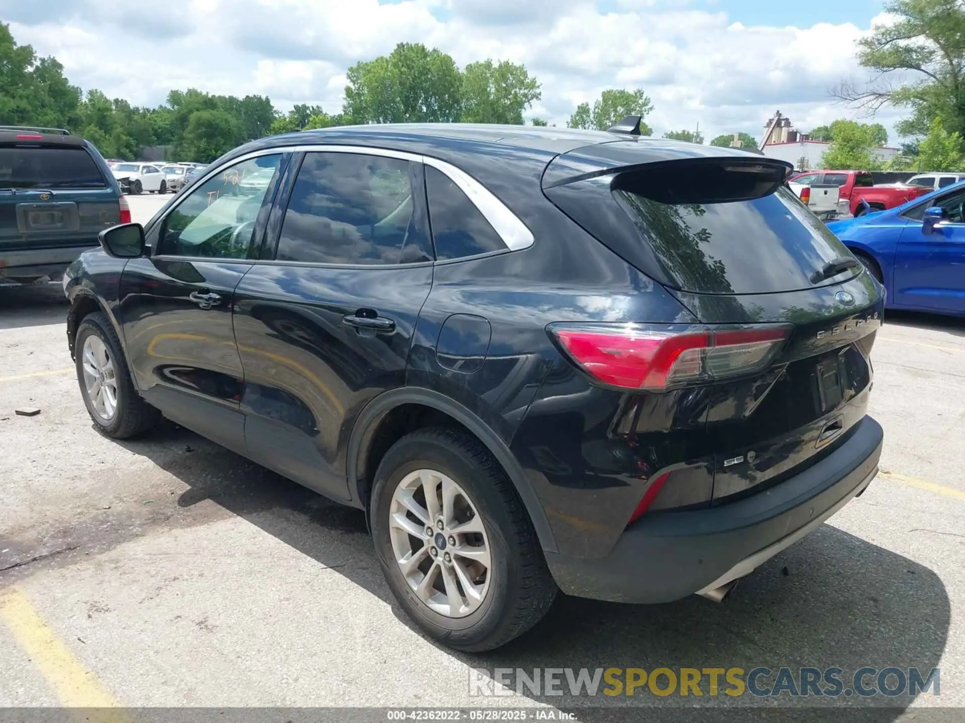 3 Photograph of a damaged car 1FMCU9G64MUA38664 FORD ESCAPE 2021