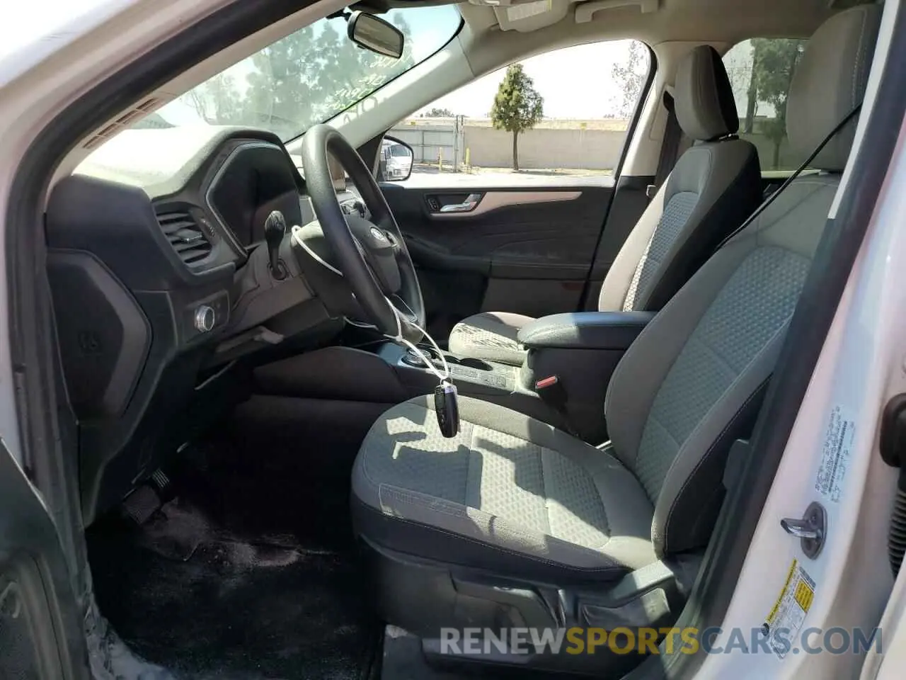 7 Photograph of a damaged car 1FMCU9G64MUA51088 FORD ESCAPE 2021