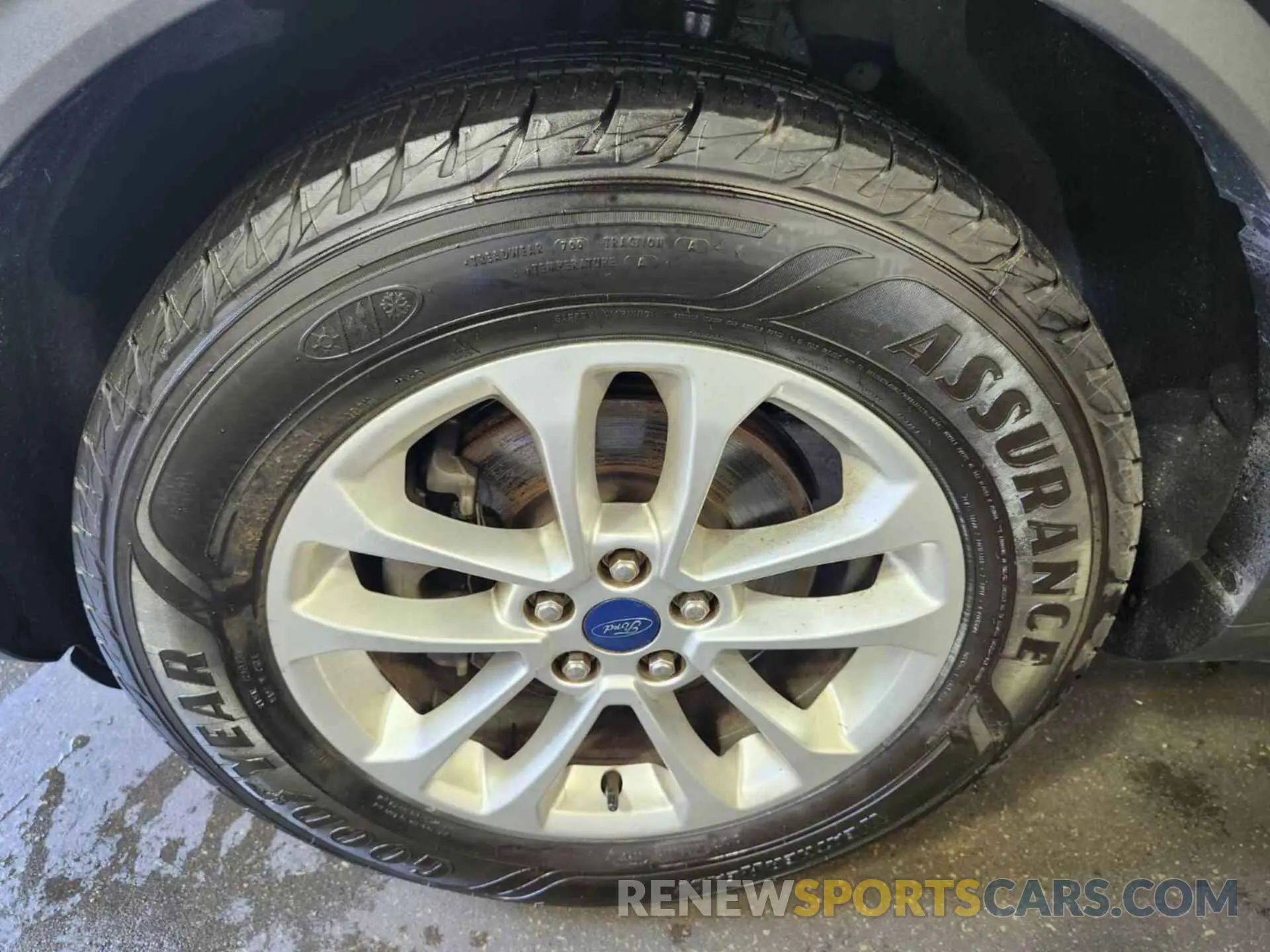 31 Photograph of a damaged car 1FMCU9G64MUA91381 FORD ESCAPE 2021