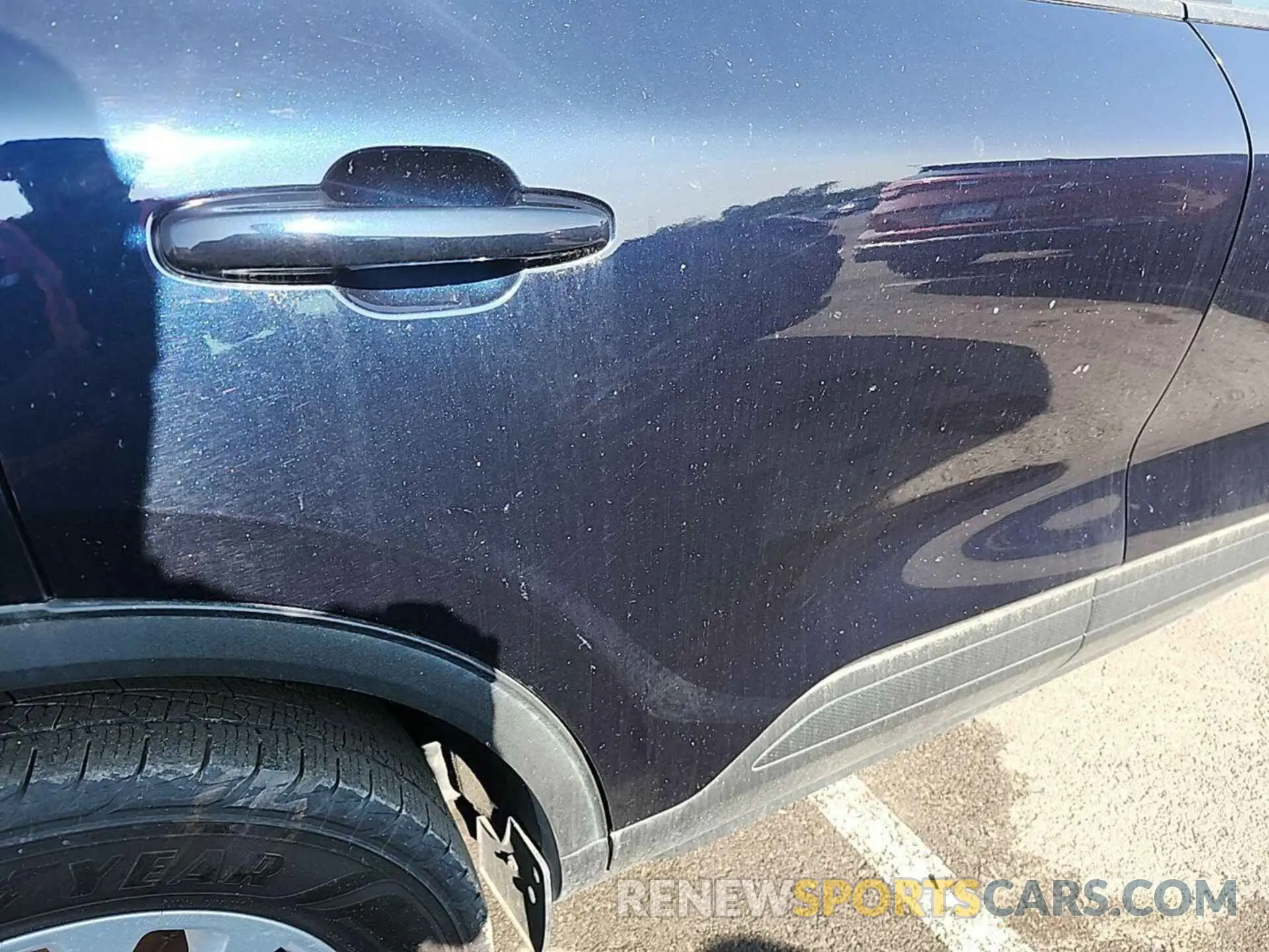 6 Photograph of a damaged car 1FMCU9G64MUA91381 FORD ESCAPE 2021