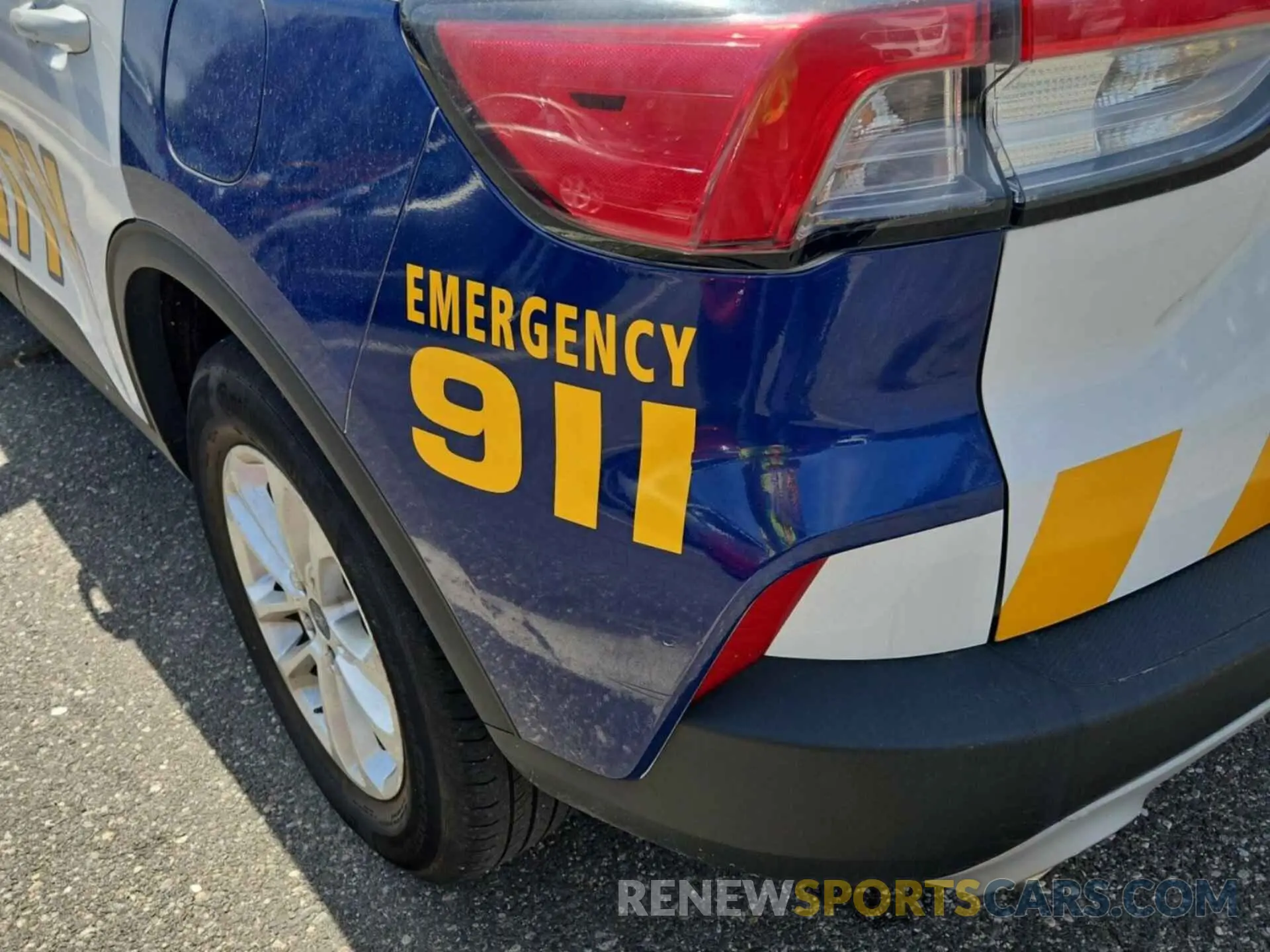 24 Photograph of a damaged car 1FMCU9G64MUA99657 FORD ESCAPE 2021