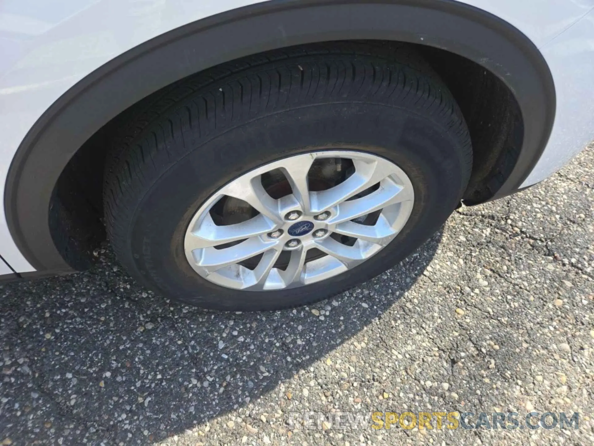 37 Photograph of a damaged car 1FMCU9G64MUA99657 FORD ESCAPE 2021
