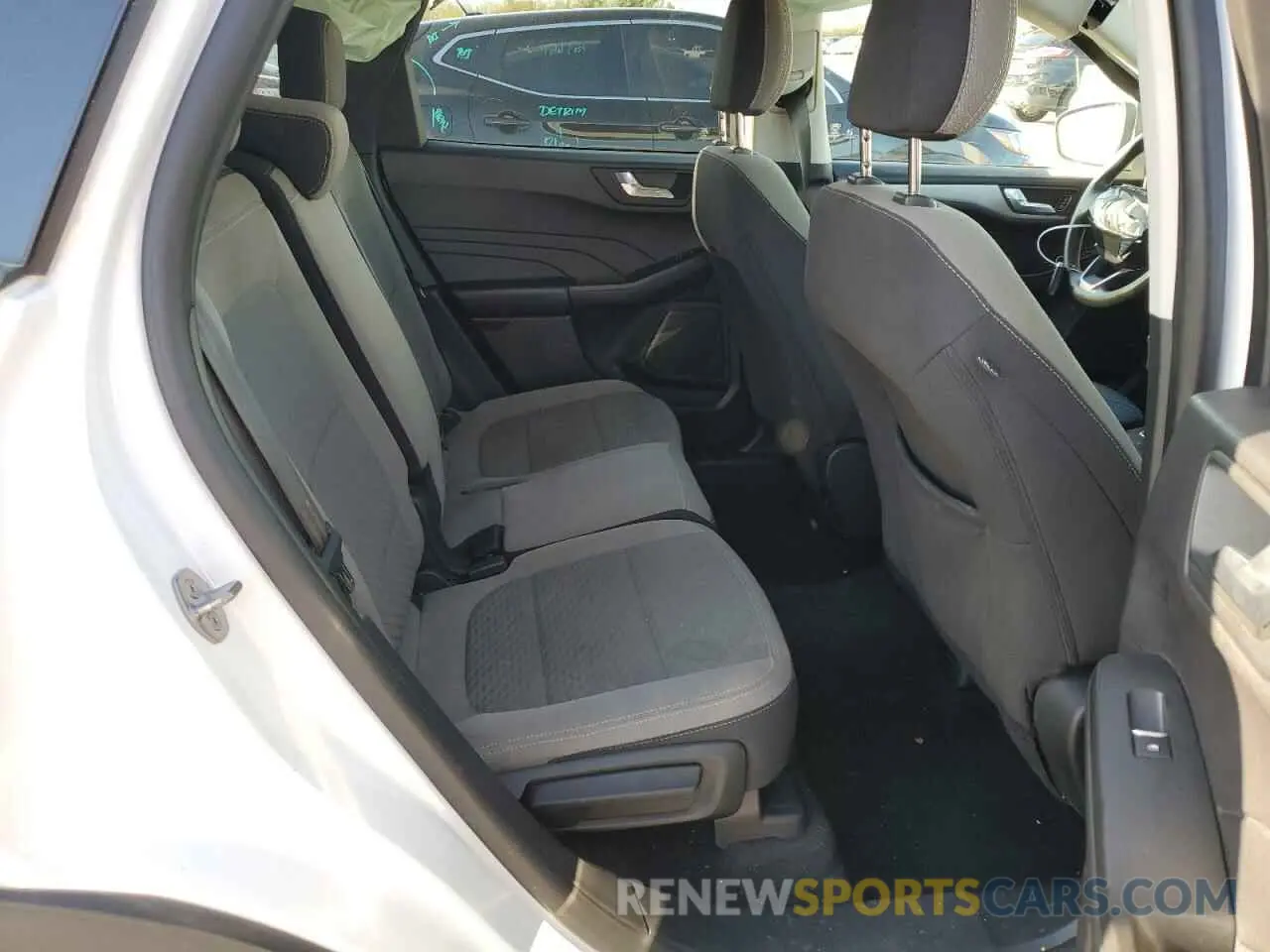 10 Photograph of a damaged car 1FMCU9G65MUA07892 FORD ESCAPE 2021