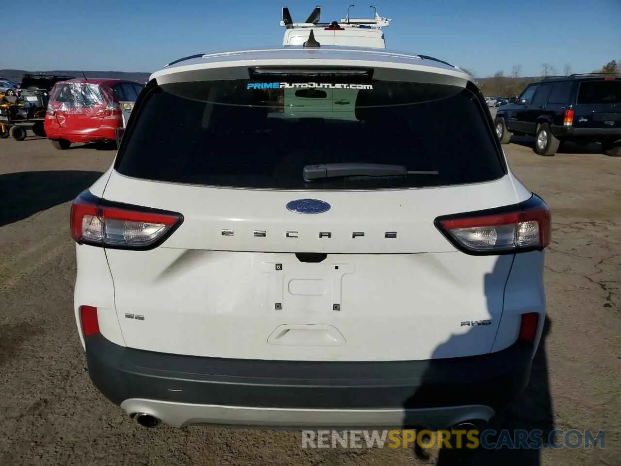 6 Photograph of a damaged car 1FMCU9G65MUA07892 FORD ESCAPE 2021