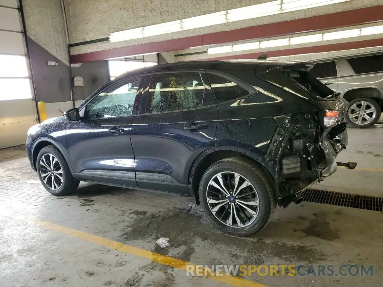2 Photograph of a damaged car 1FMCU9G65MUA35143 FORD ESCAPE 2021