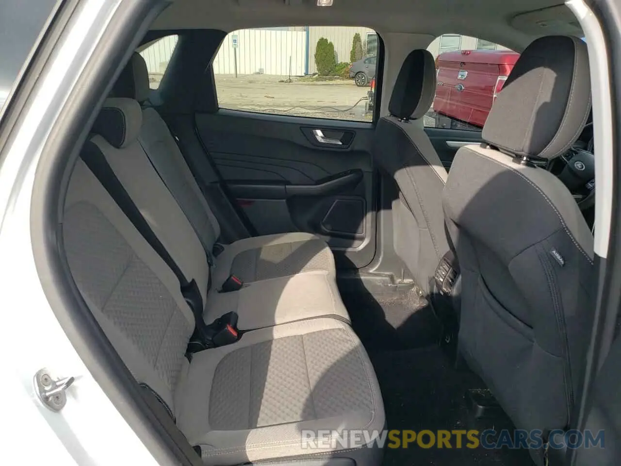 11 Photograph of a damaged car 1FMCU9G65MUB01996 FORD ESCAPE 2021