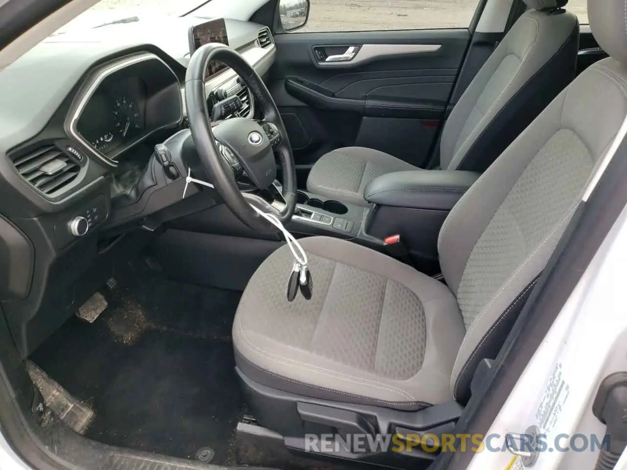 7 Photograph of a damaged car 1FMCU9G65MUB01996 FORD ESCAPE 2021
