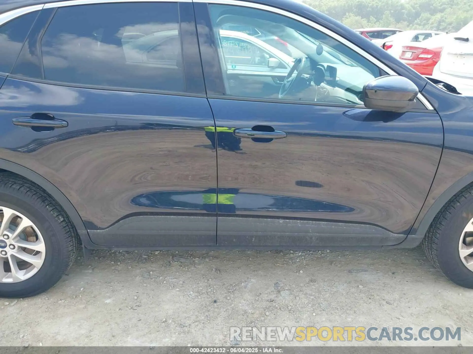 13 Photograph of a damaged car 1FMCU9G65MUB03411 FORD ESCAPE 2021