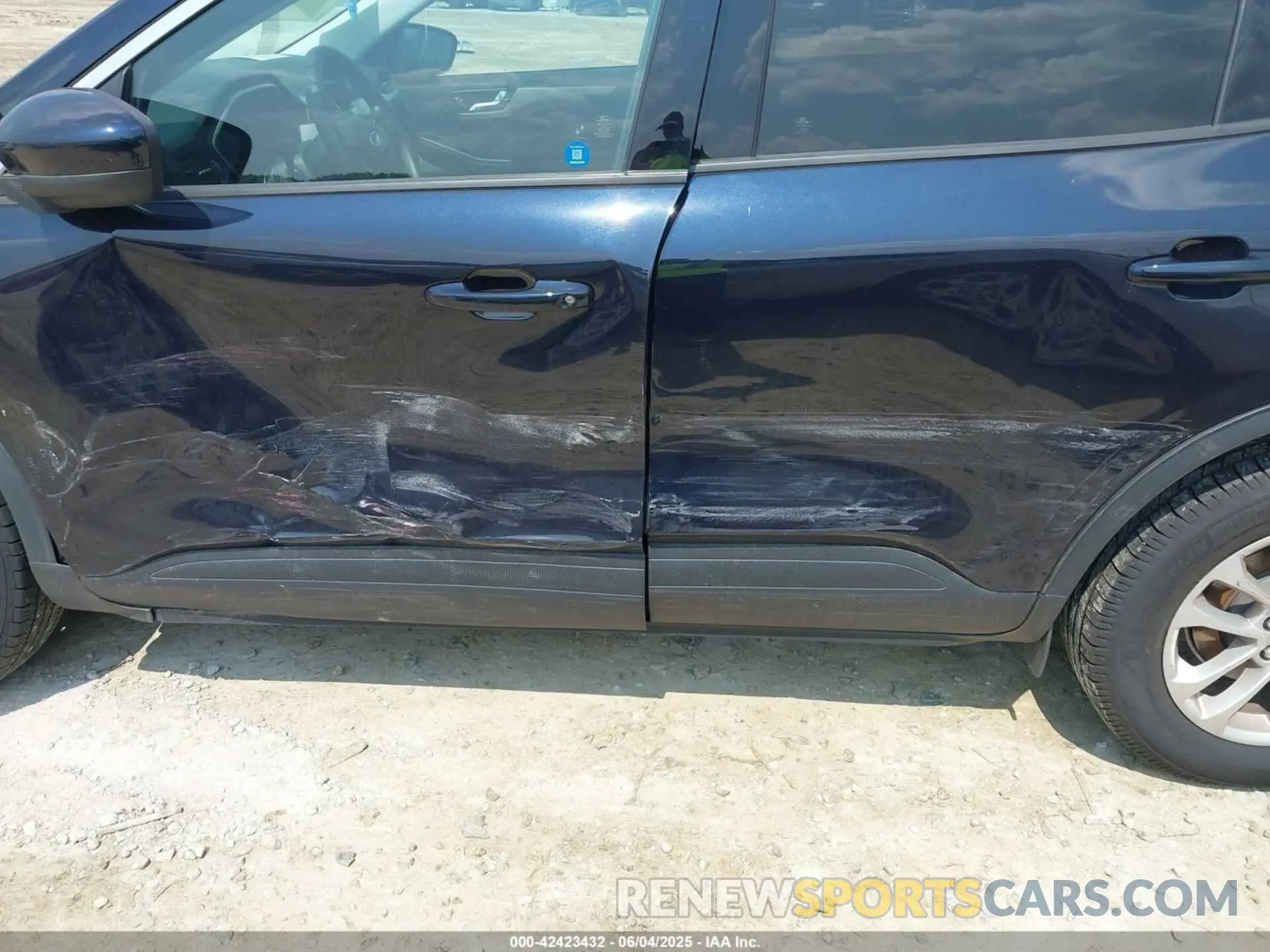 14 Photograph of a damaged car 1FMCU9G65MUB03411 FORD ESCAPE 2021