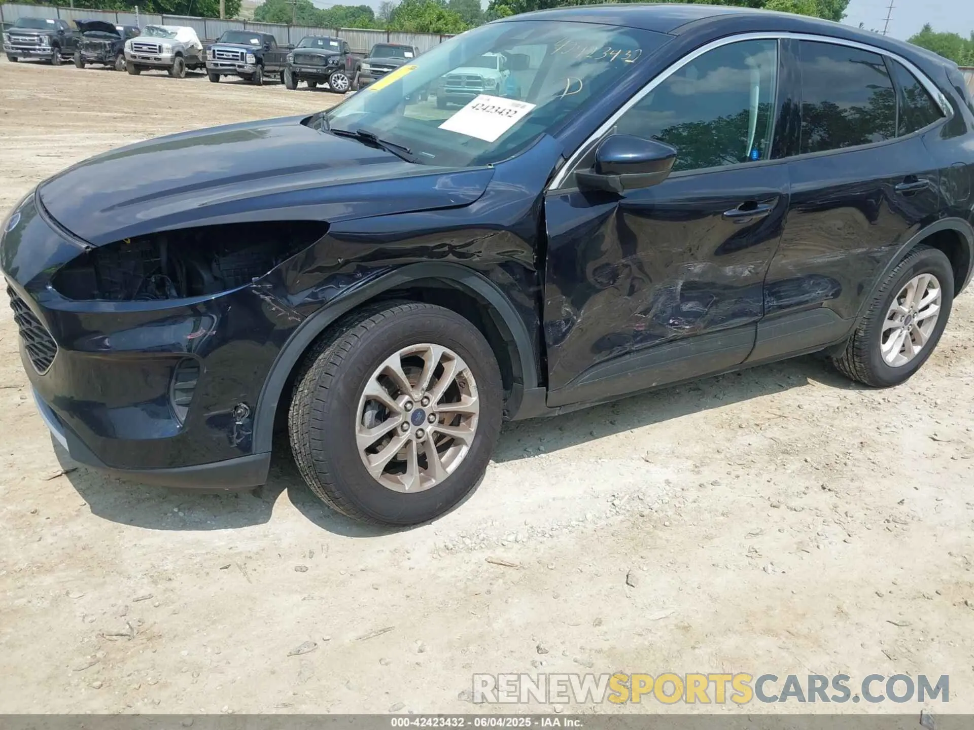 6 Photograph of a damaged car 1FMCU9G65MUB03411 FORD ESCAPE 2021
