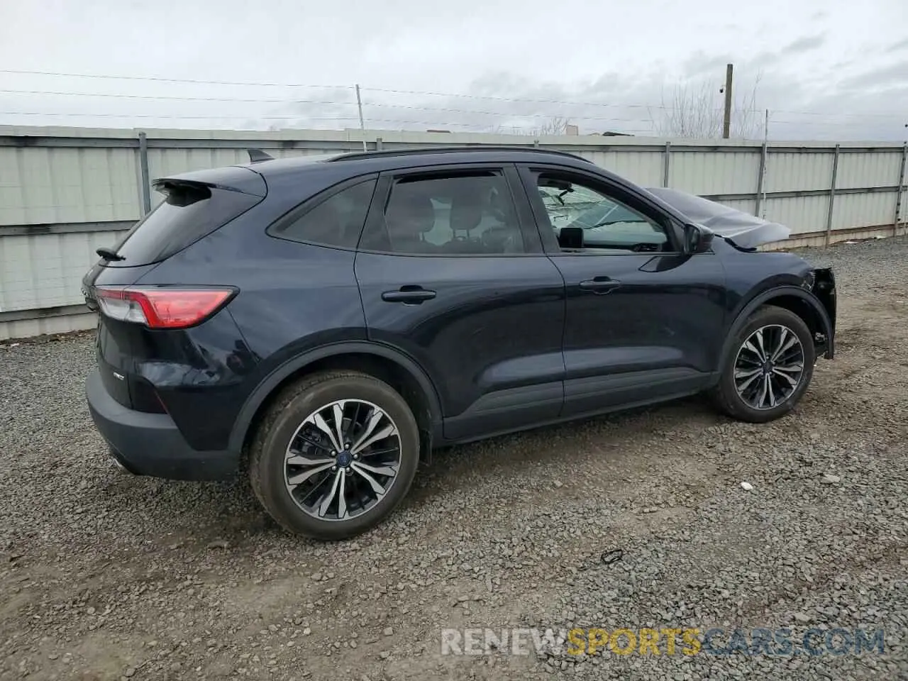 3 Photograph of a damaged car 1FMCU9G65MUB21732 FORD ESCAPE 2021